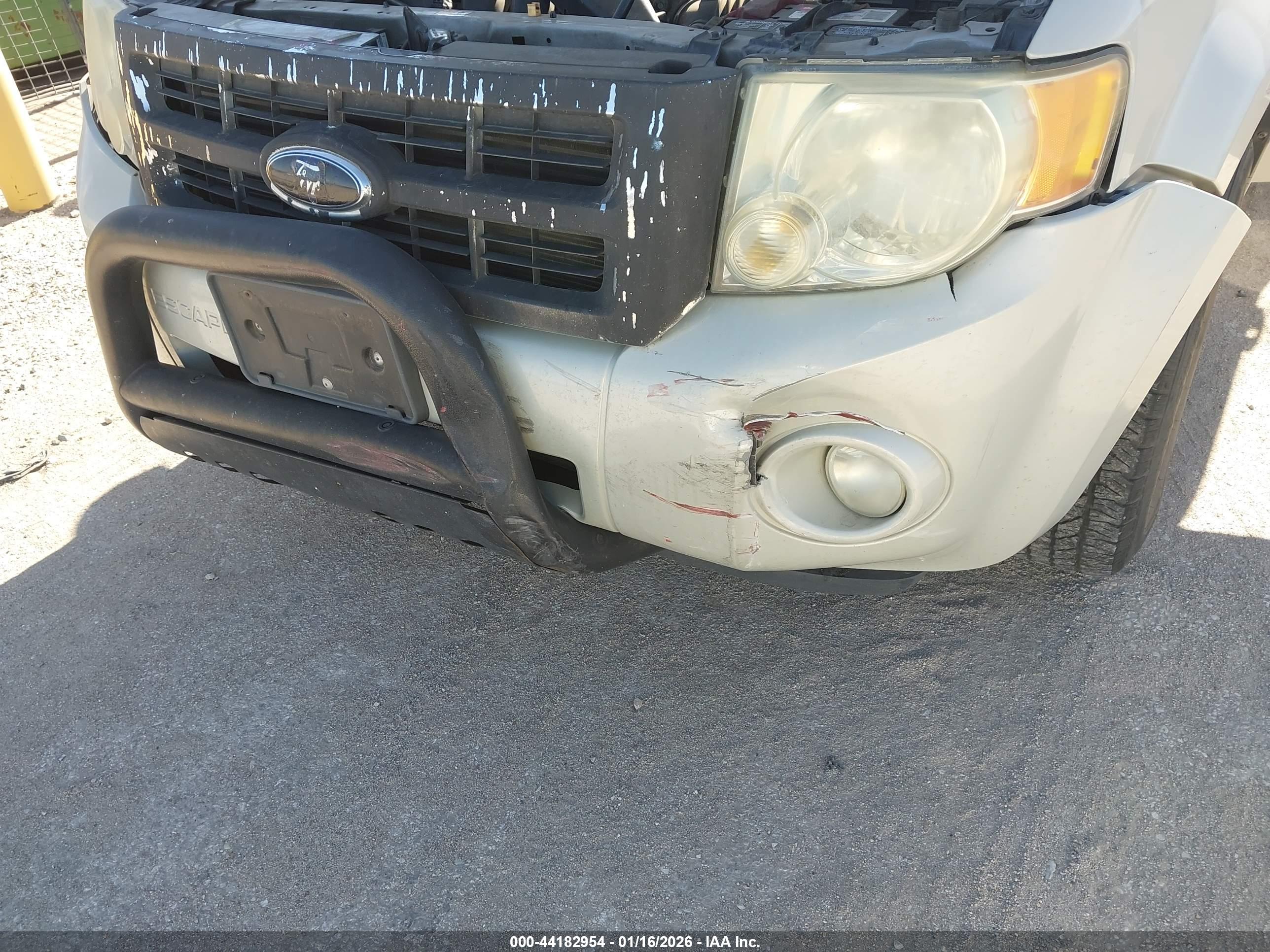 FORD ESCAPE image 6