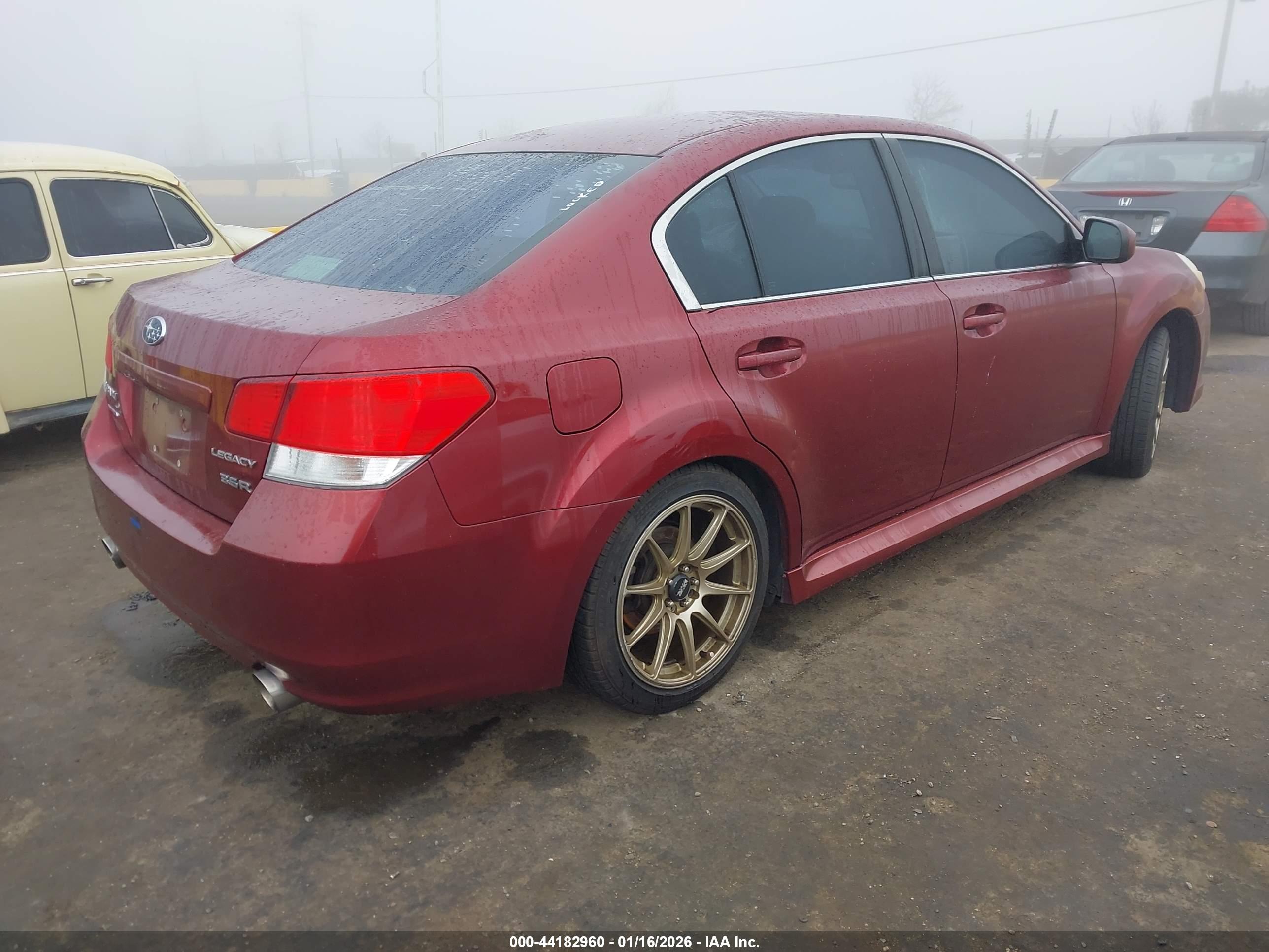 SUBARU LEGACY image 4