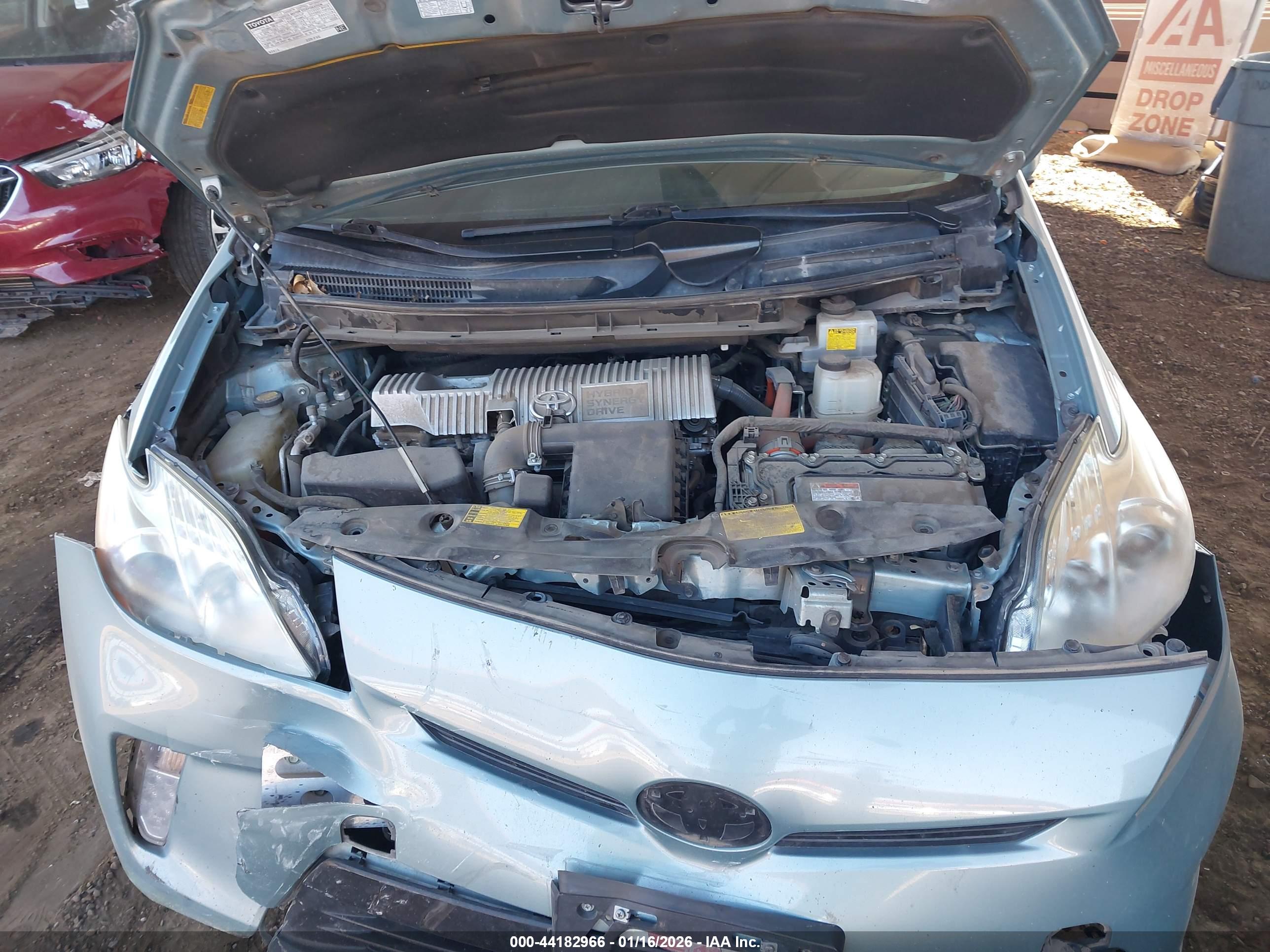 TOYOTA PRIUS image 10
