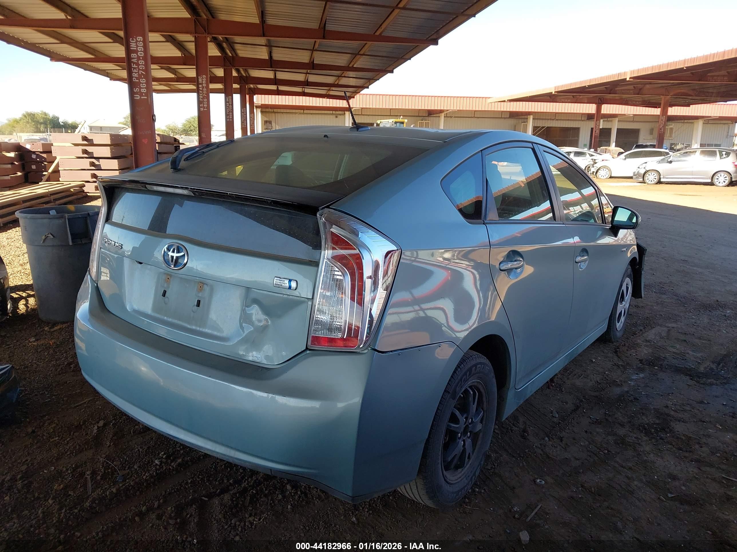TOYOTA PRIUS image 4