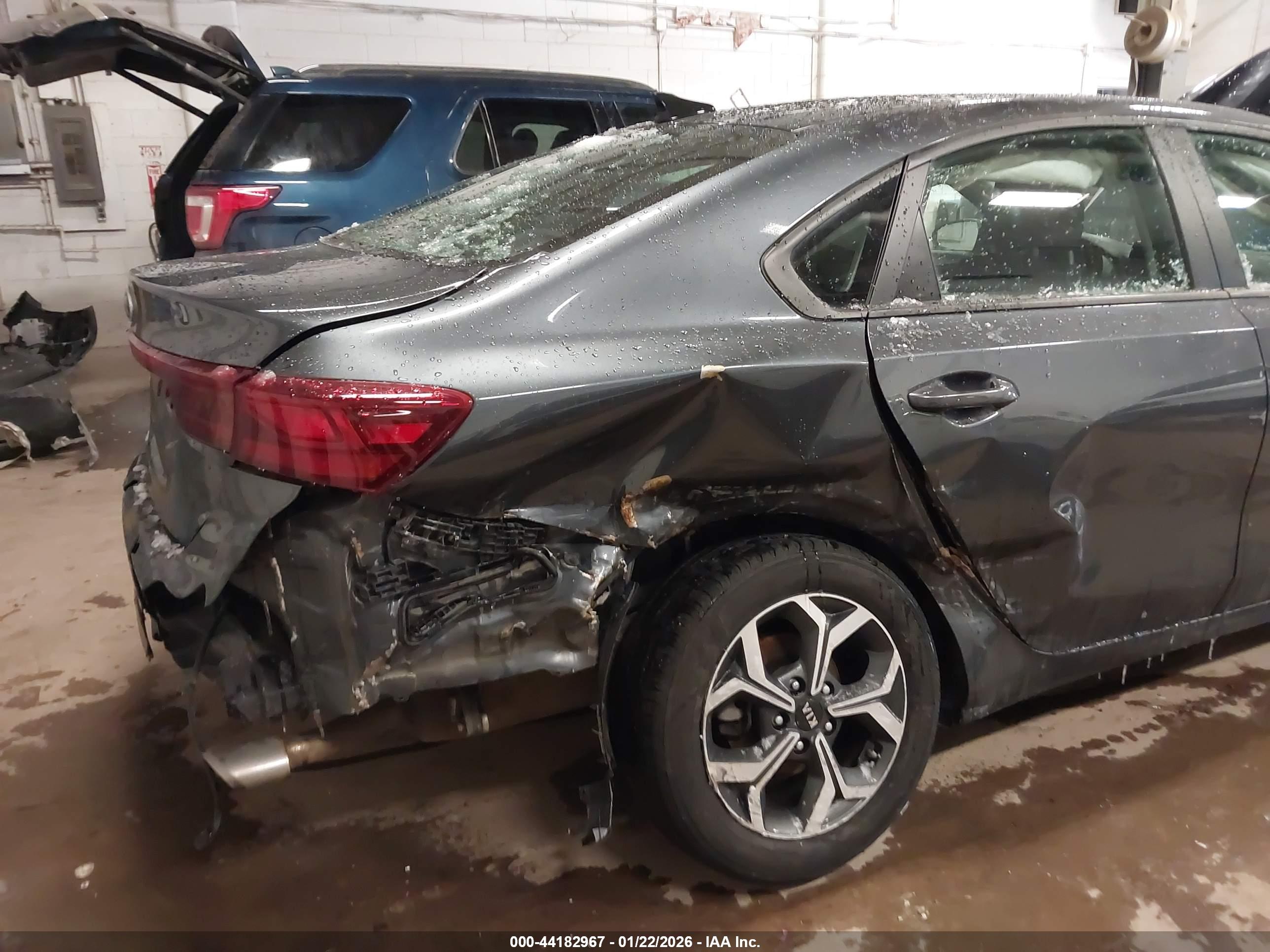 KIA FORTE image 6