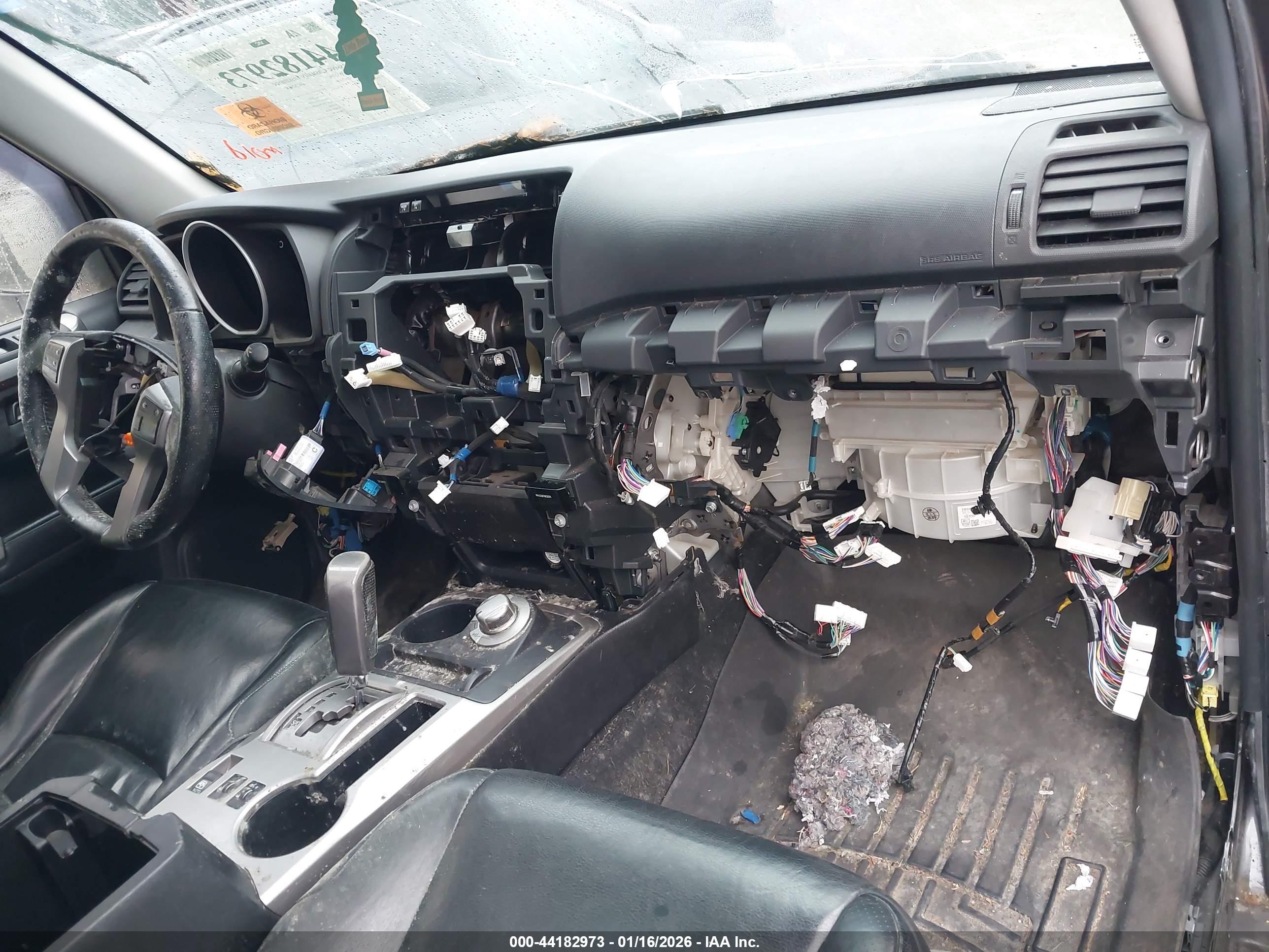TOYOTA 4RUNNER image 6