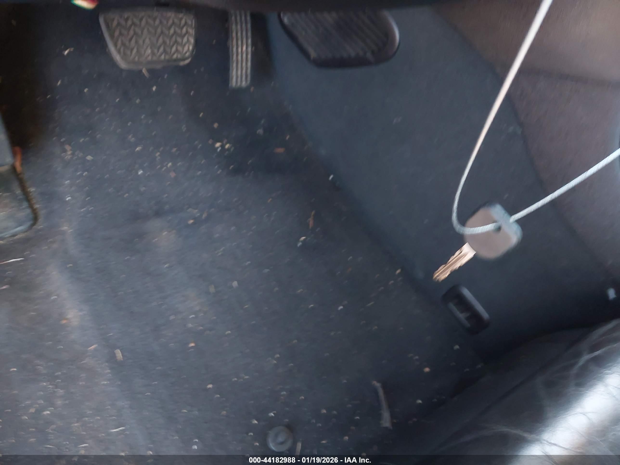 GMC ACADIA image 11