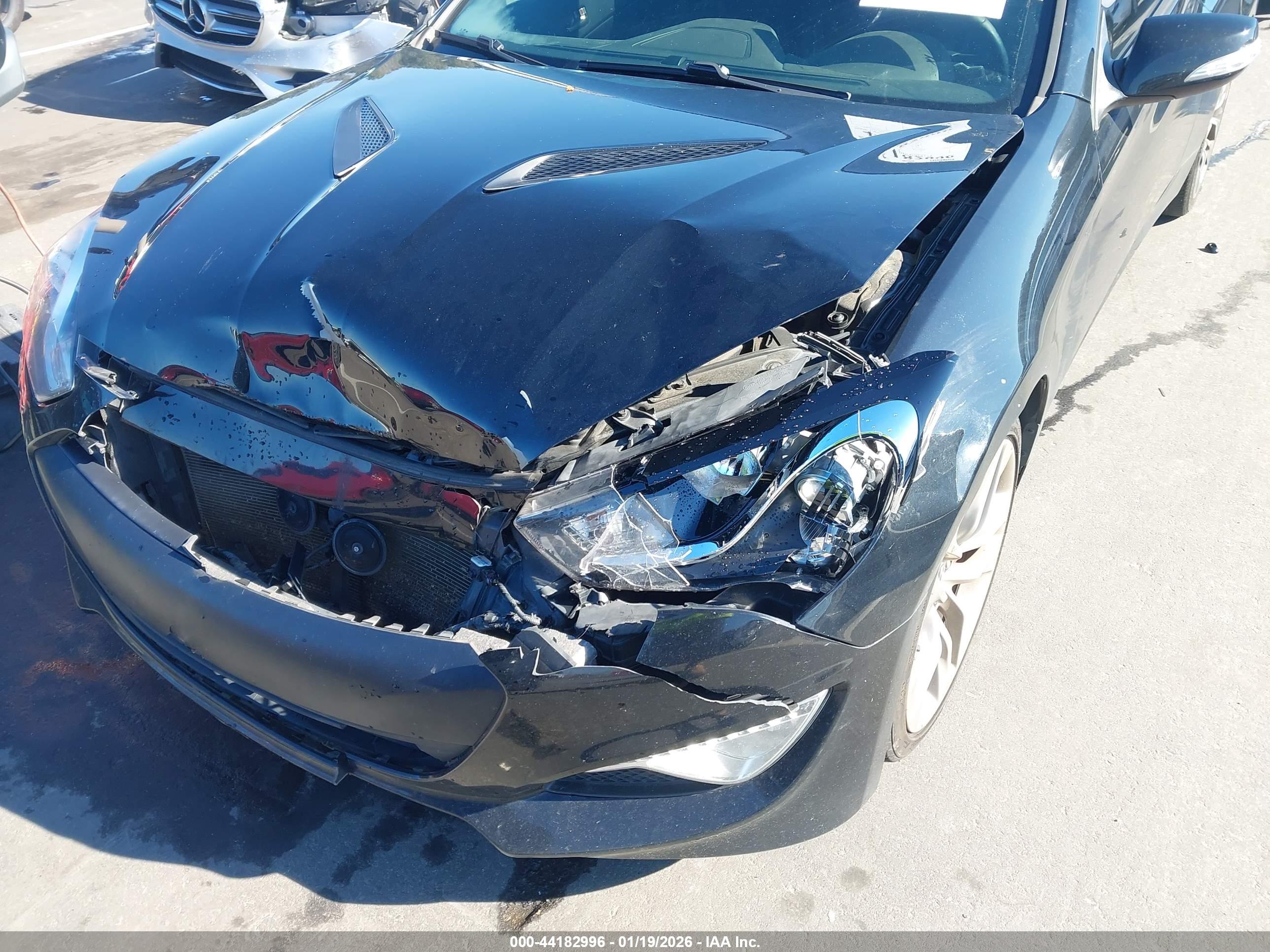 HYUNDAI GENESIS image 6