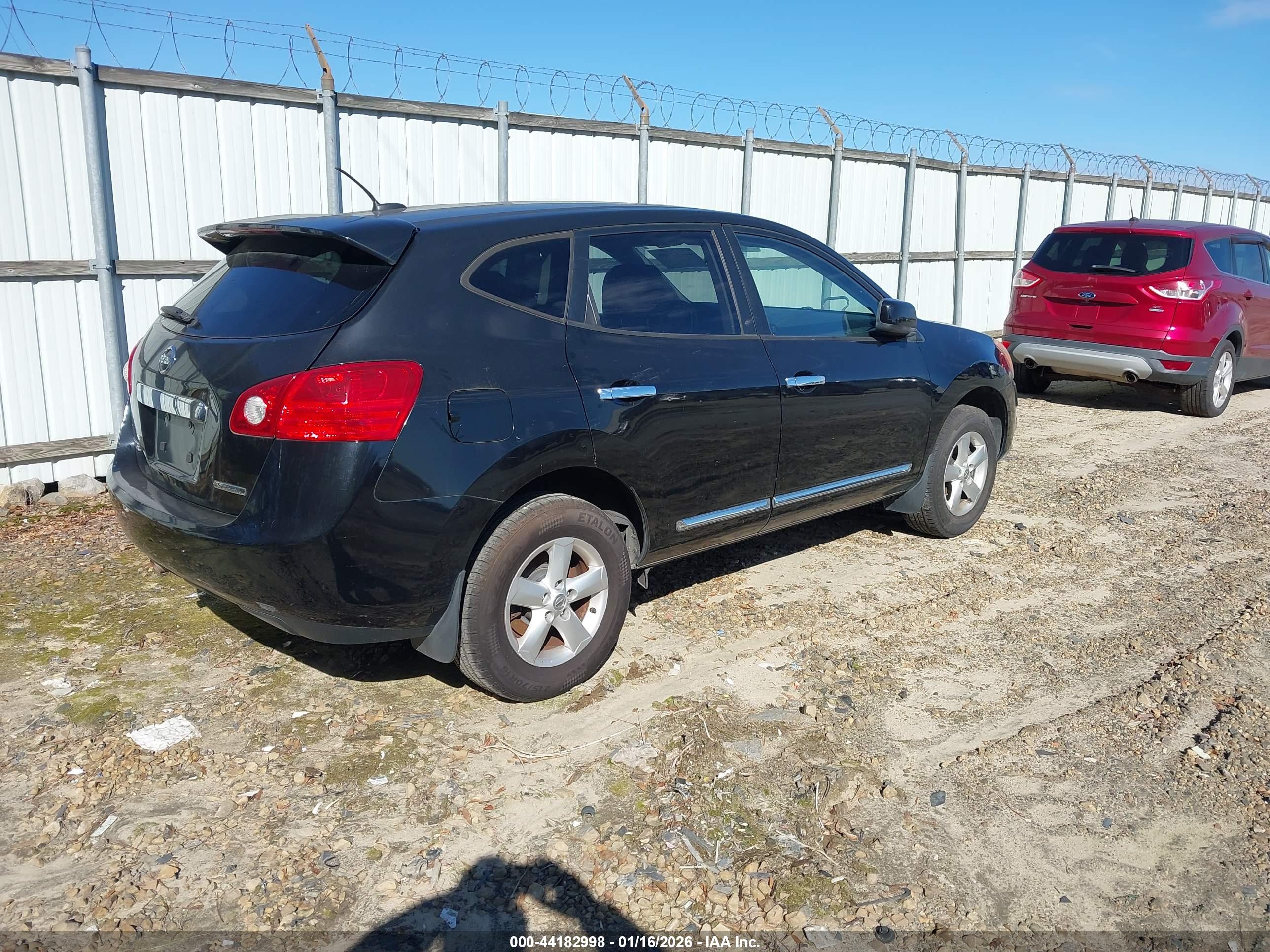 NISSAN ROGUE image 4