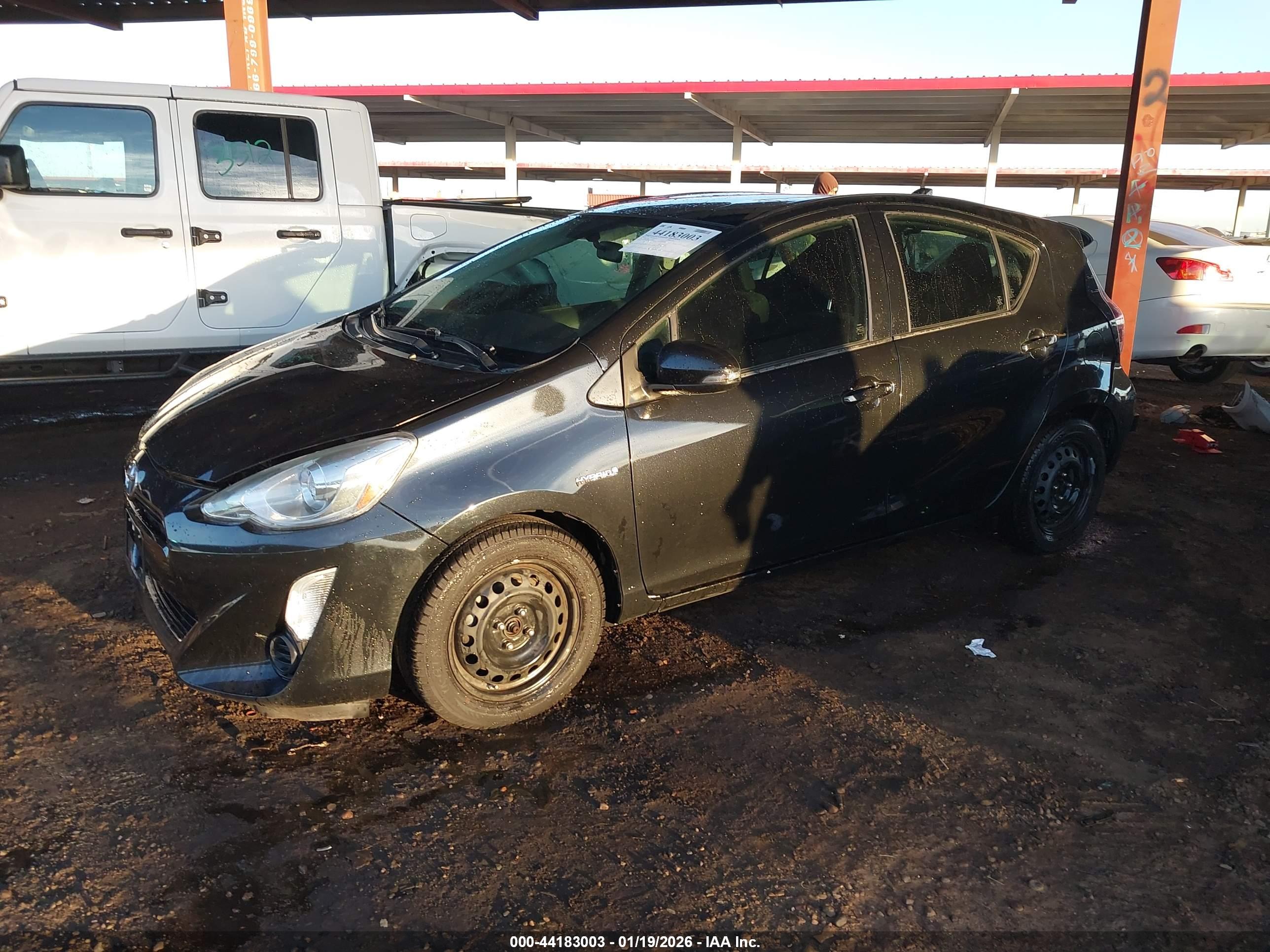 TOYOTA PRIUS image 2