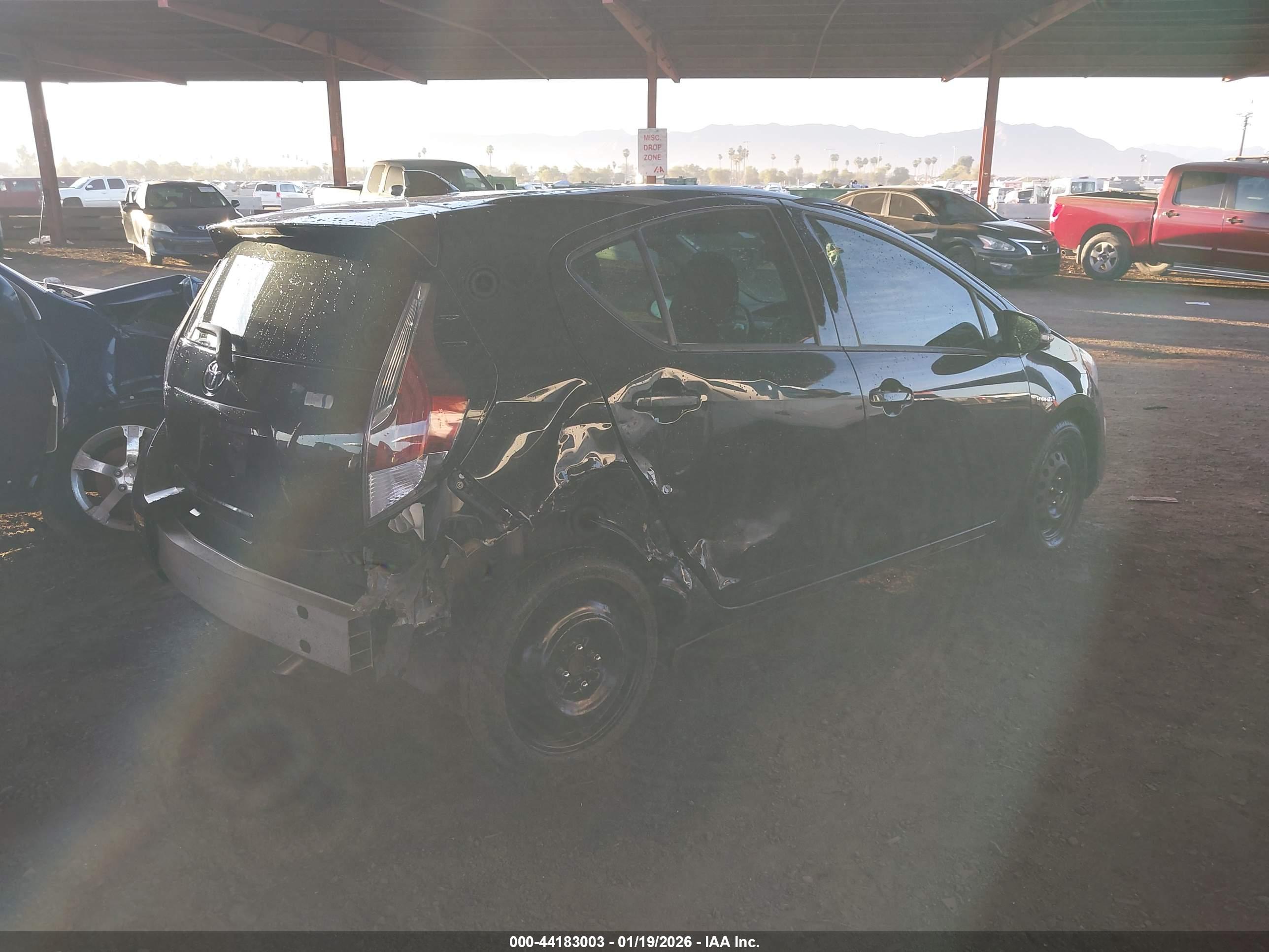 TOYOTA PRIUS image 4