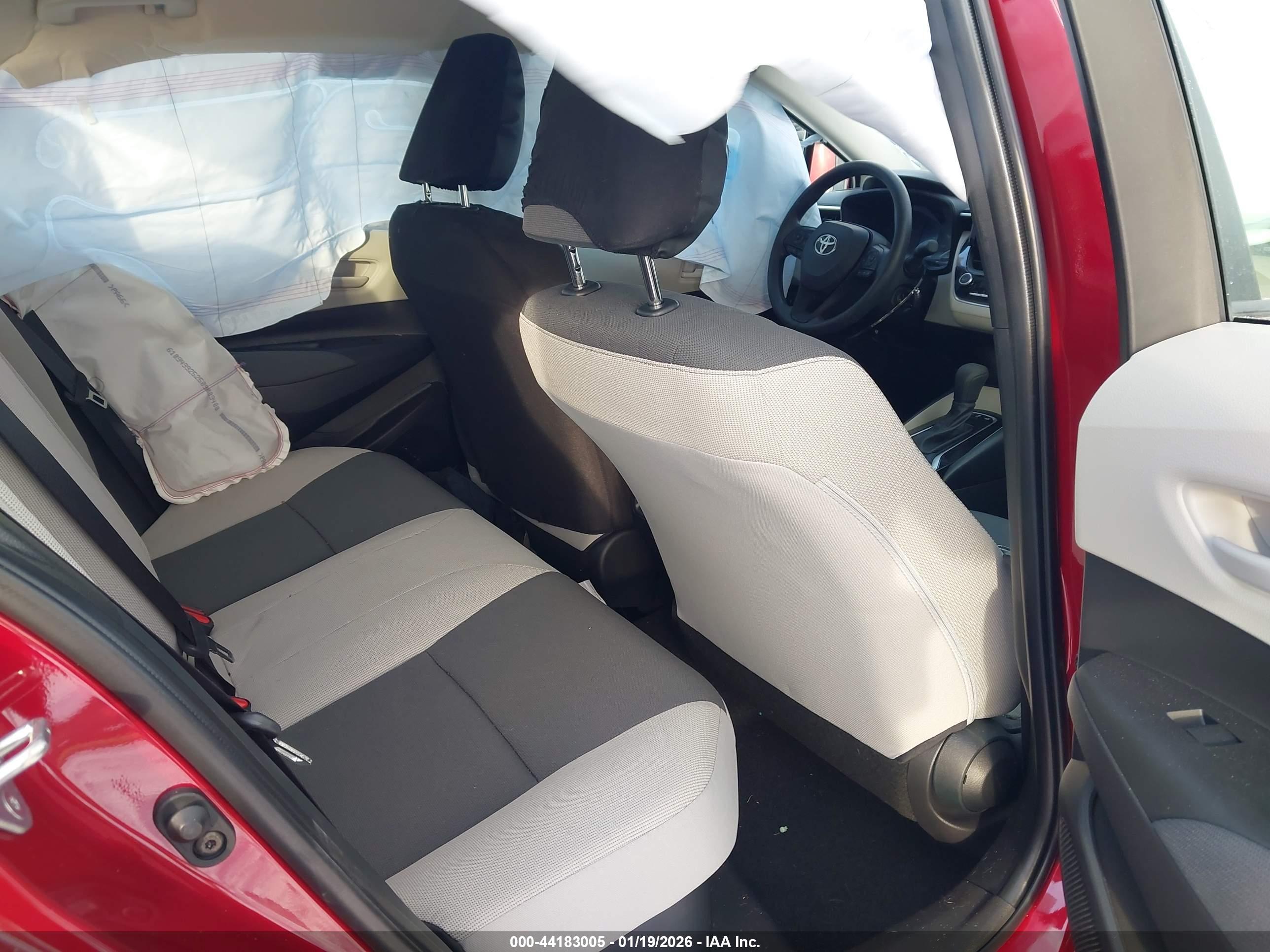 TOYOTA COROLLA image 8
