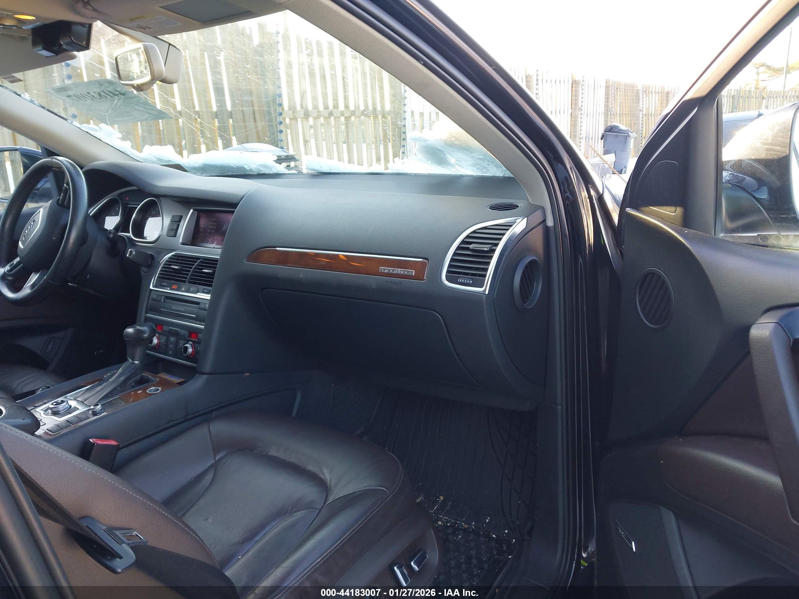 AUDI Q7 image 5