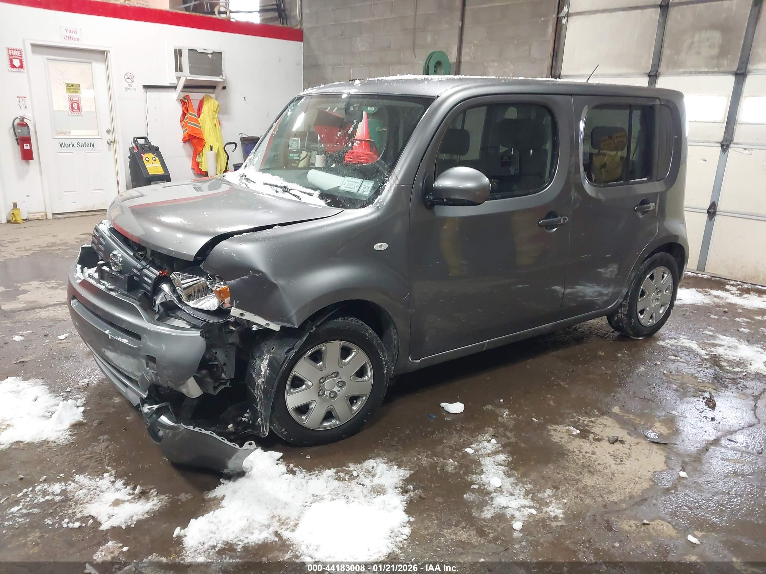 NISSAN CUBE image 2