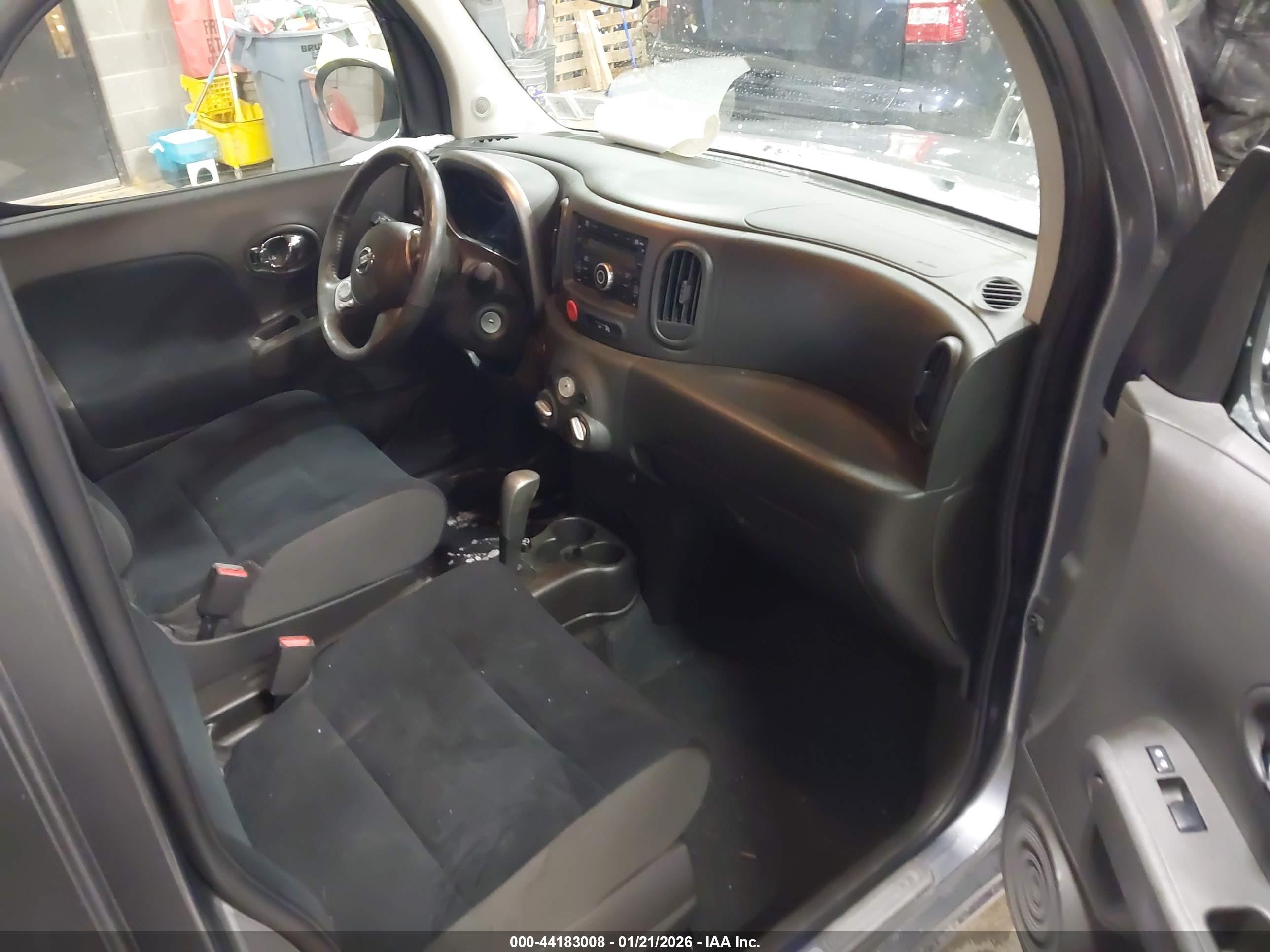 NISSAN CUBE image 5
