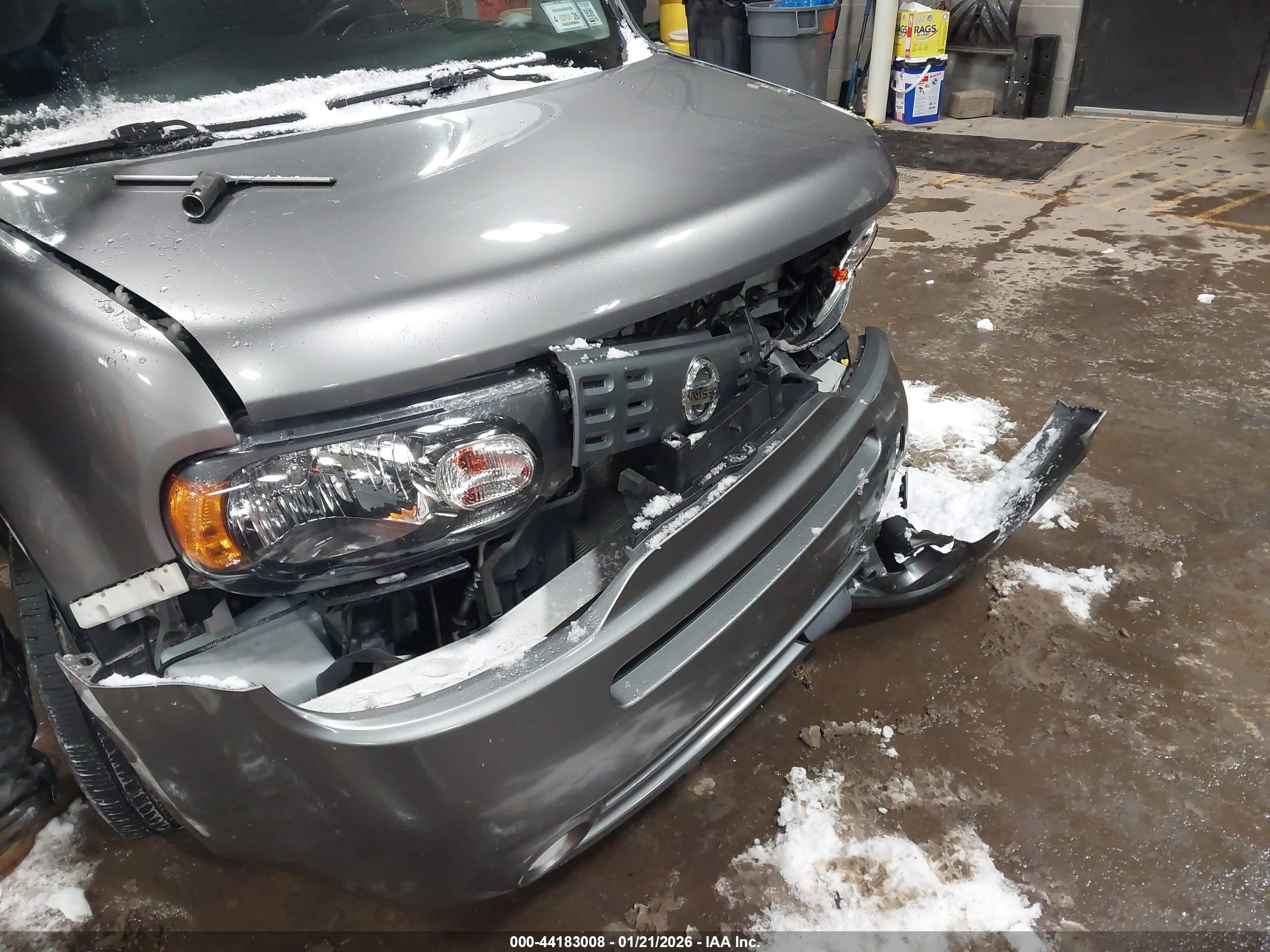 NISSAN CUBE image 6
