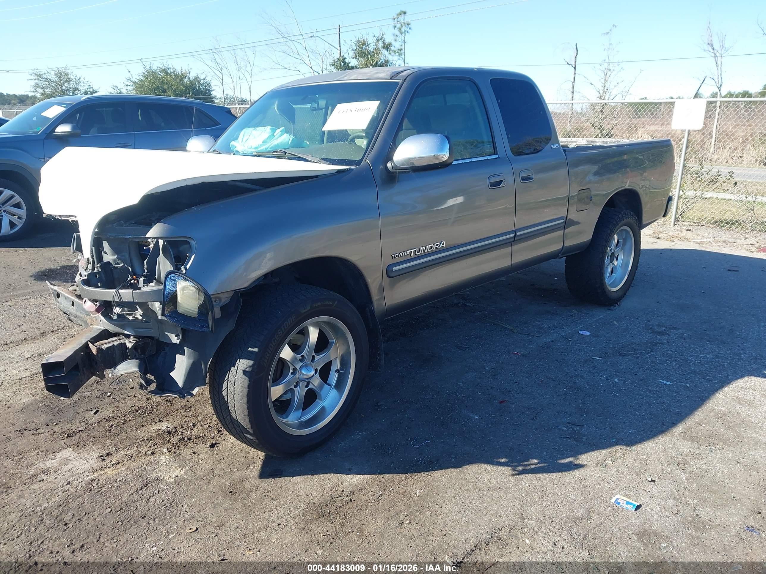 TOYOTA TUNDRA image 2