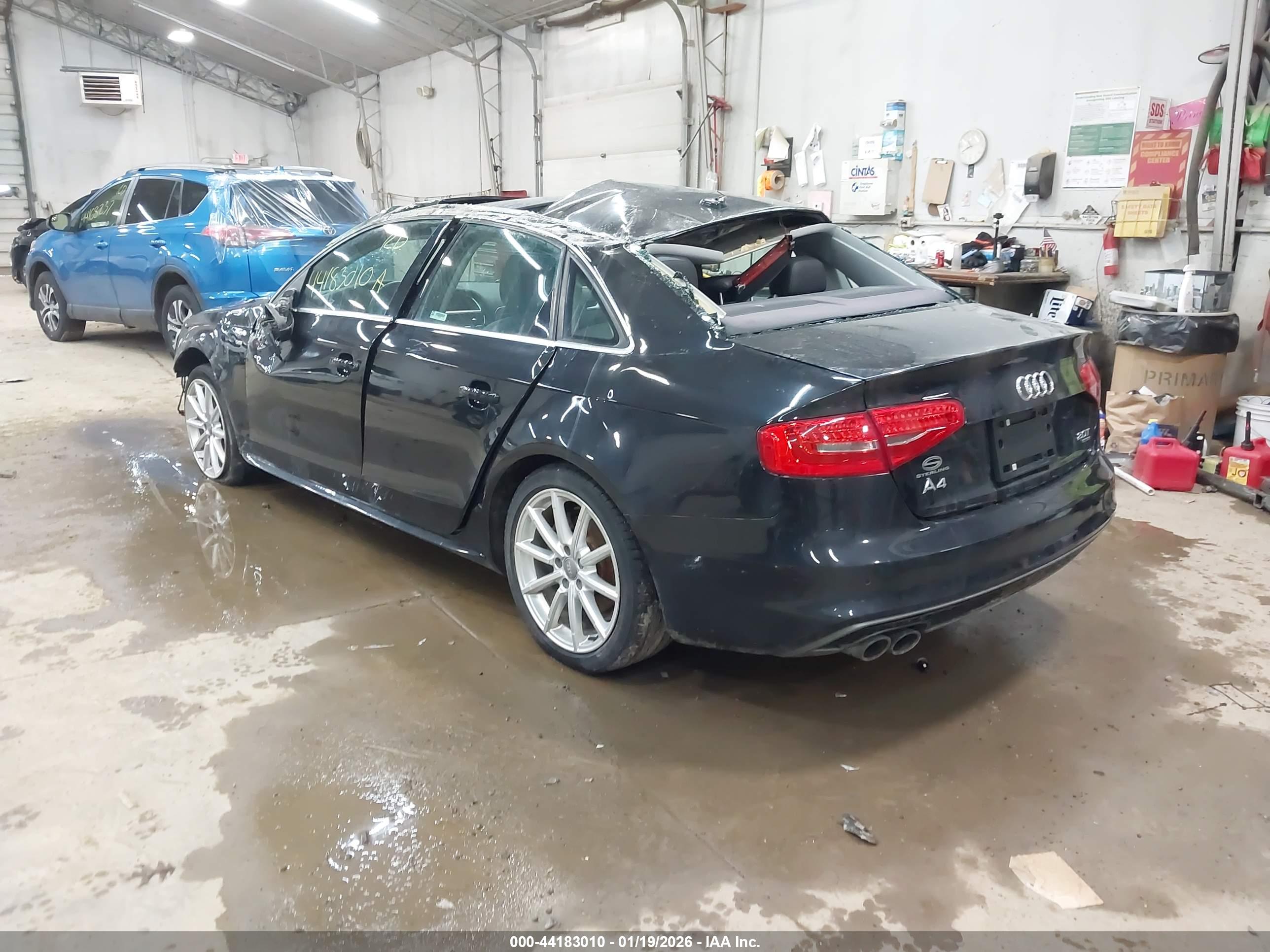 AUDI A4 image 3