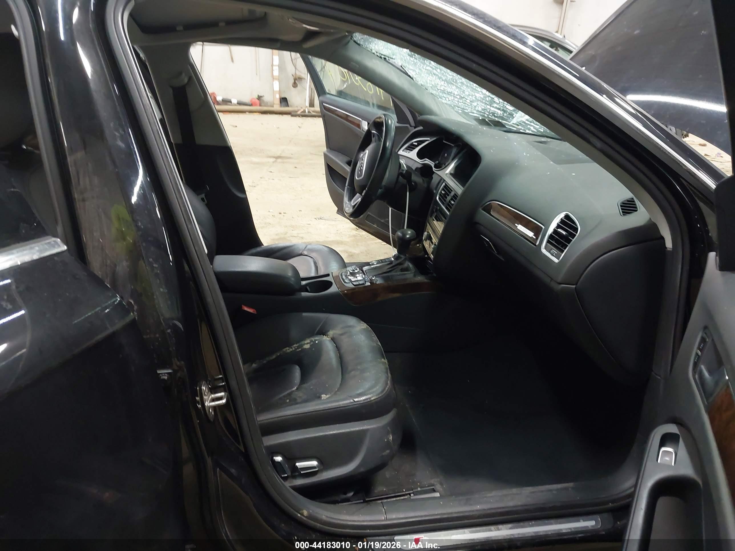 AUDI A4 image 5
