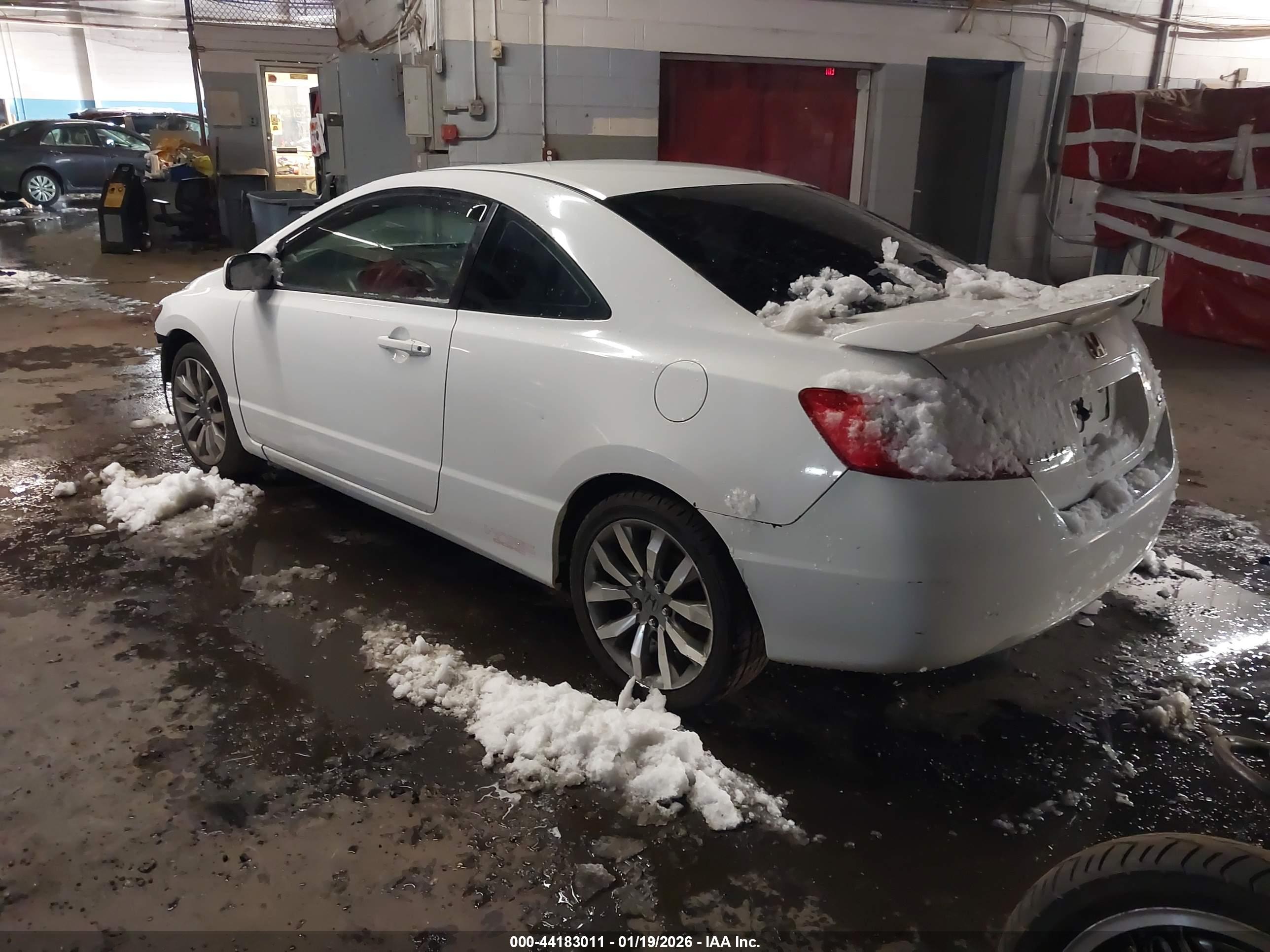 HONDA CIVIC image 3