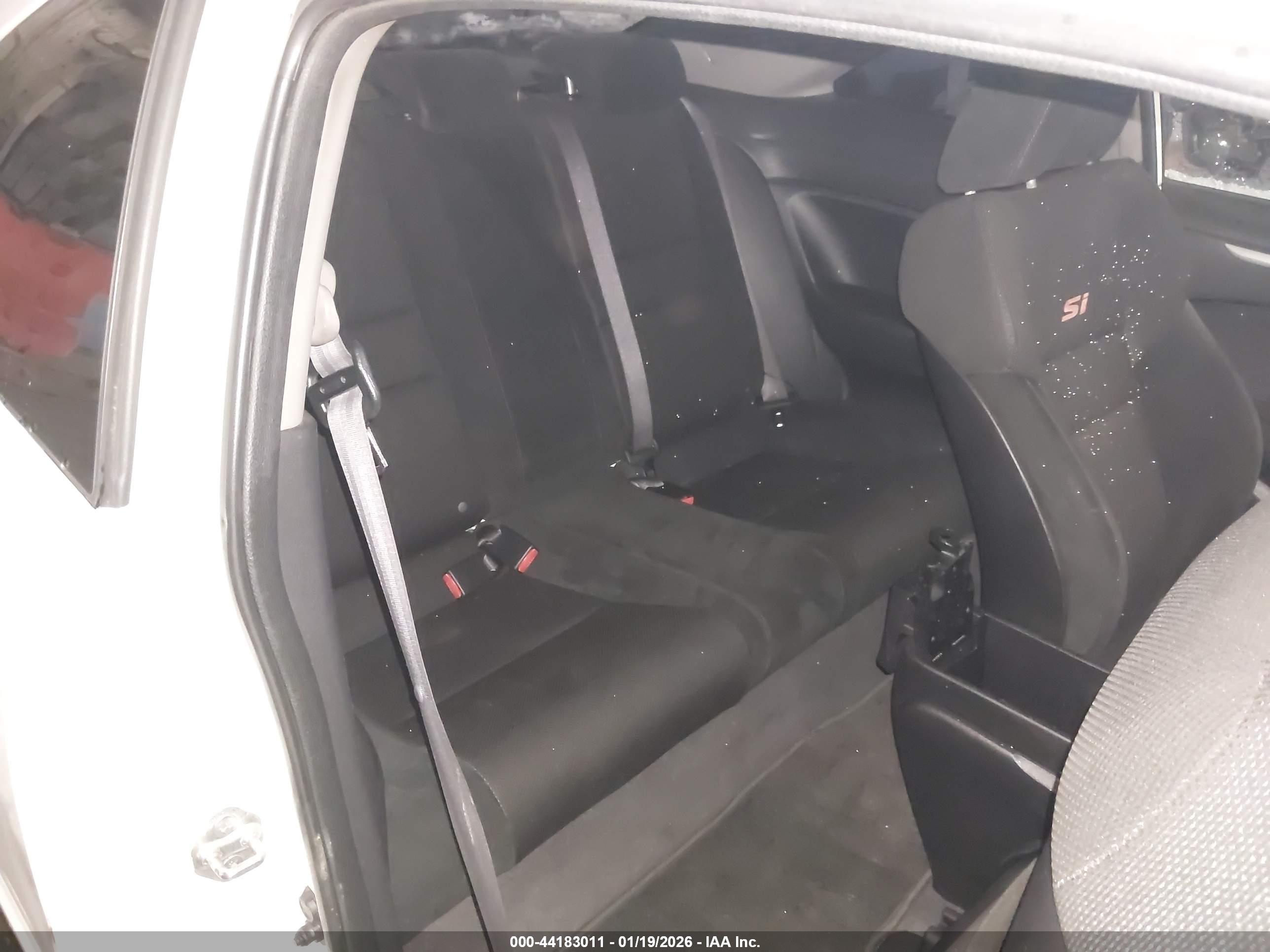 HONDA CIVIC image 8
