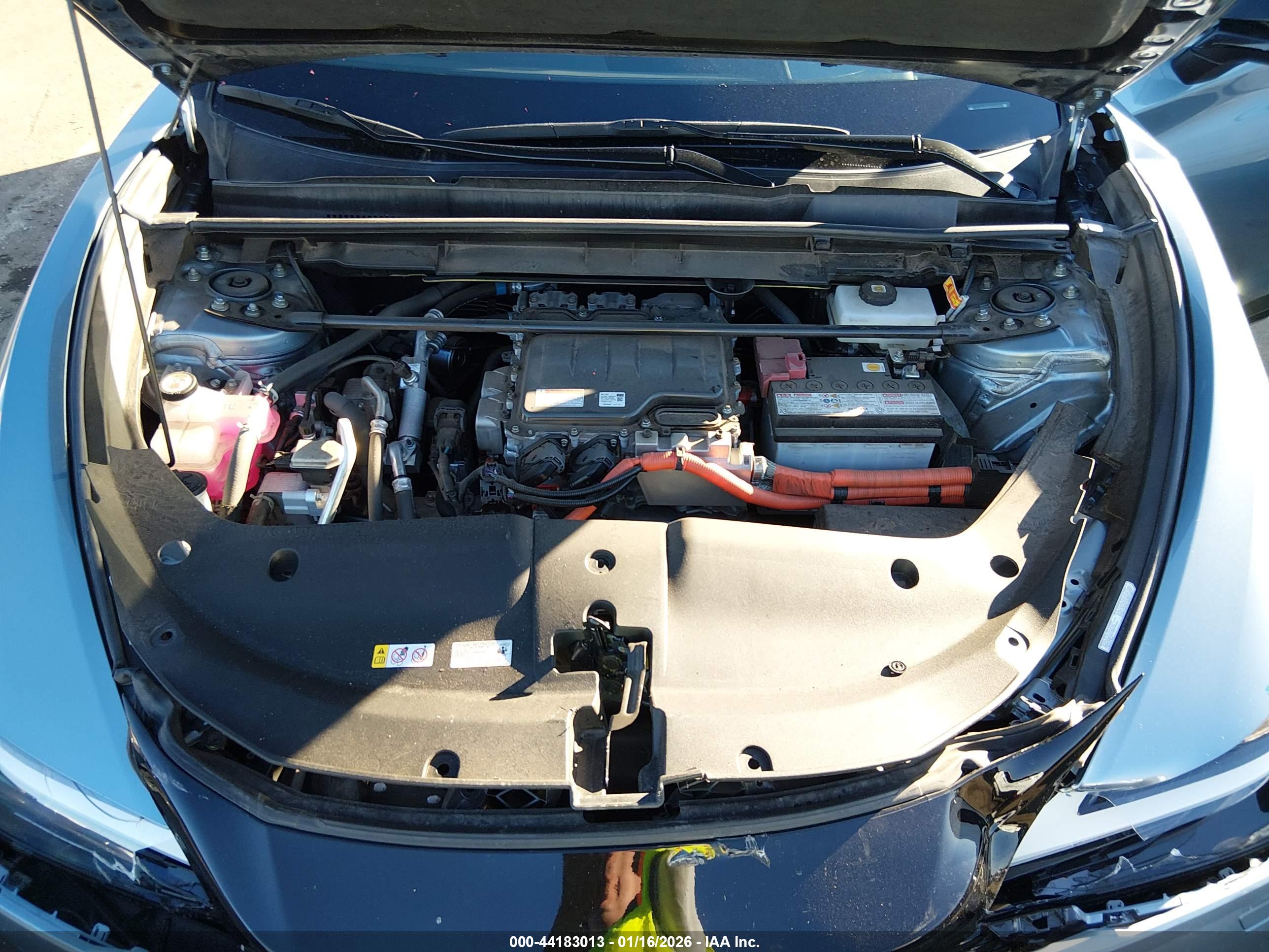 LEXUS RZ image 10