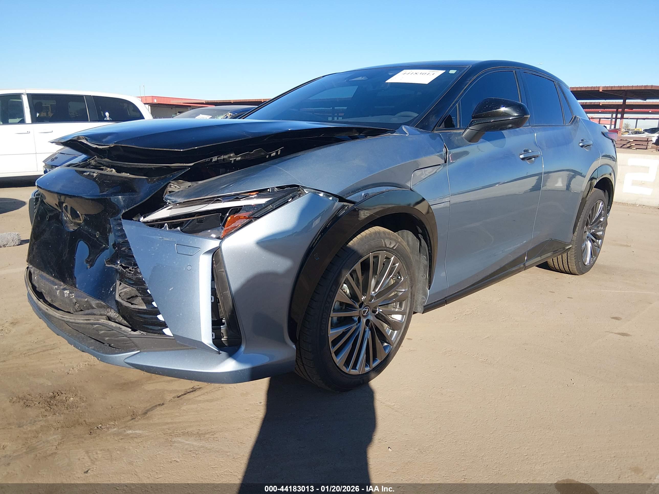 LEXUS RZ image 2