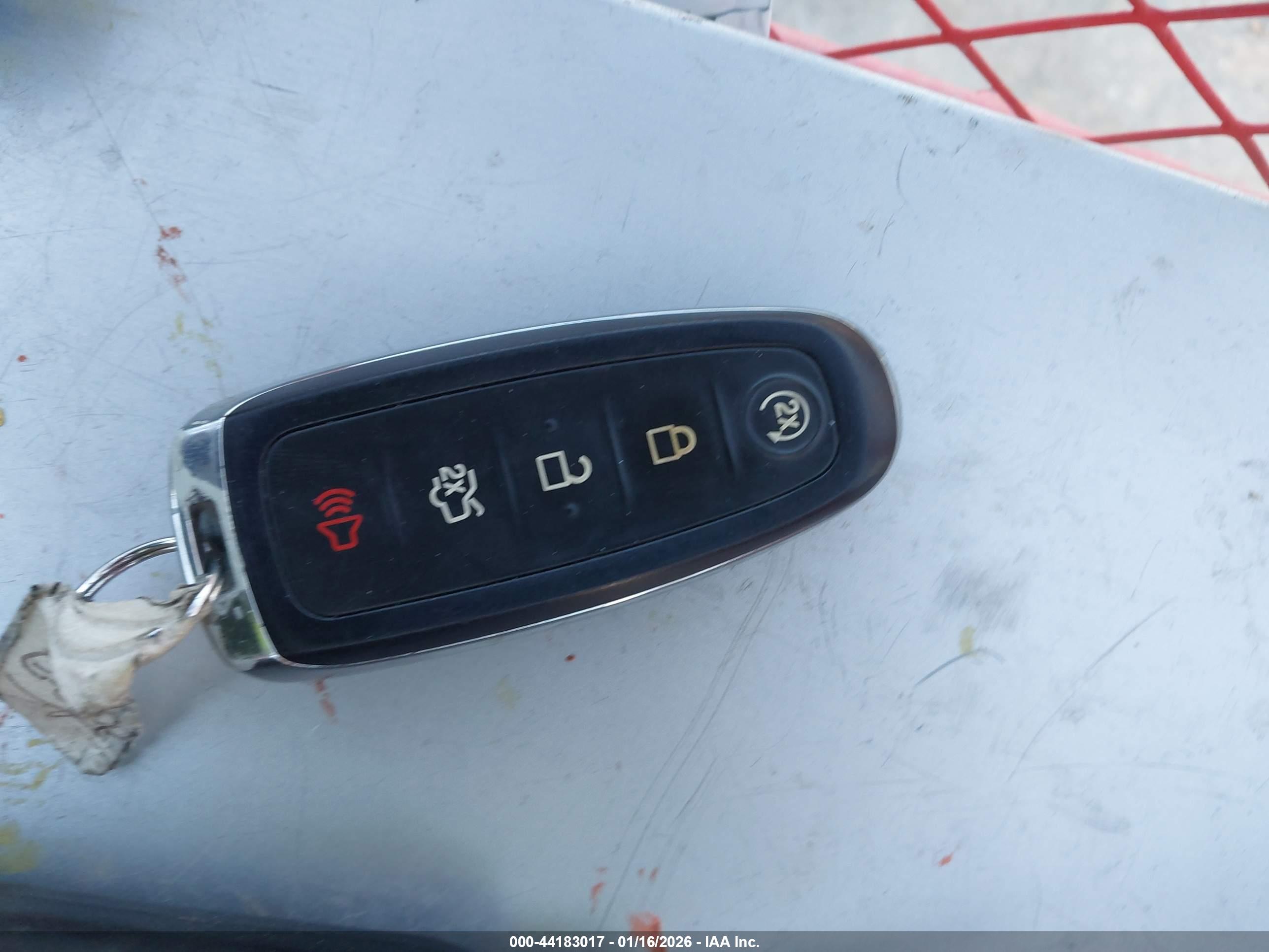 FORD ESCAPE image 11