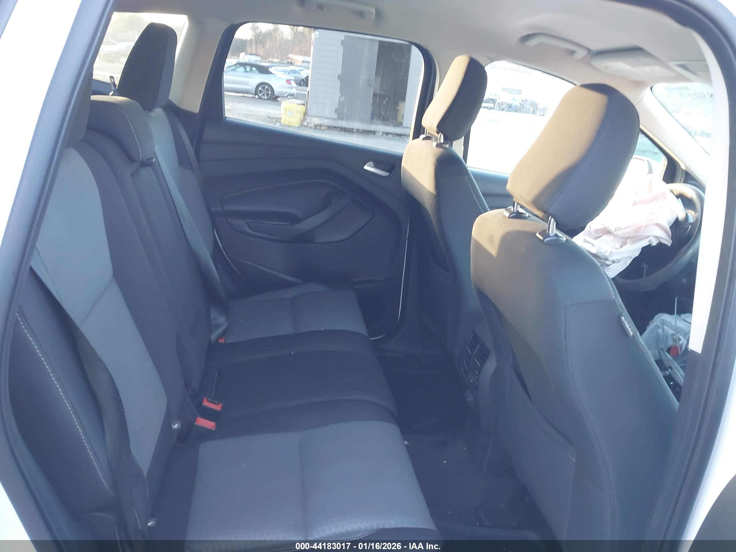 FORD ESCAPE image 8