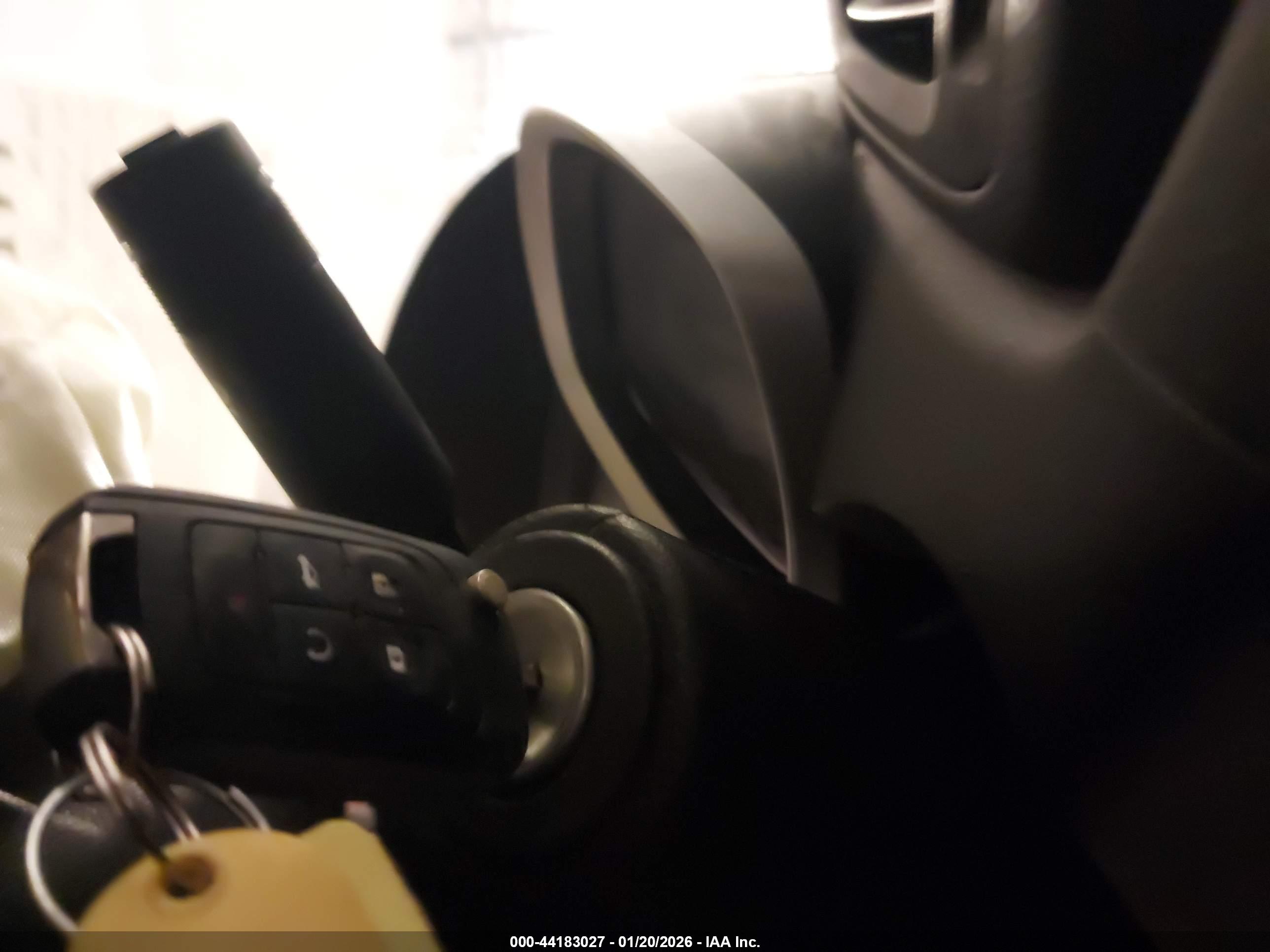CHEVROLET EQUINOX image 11