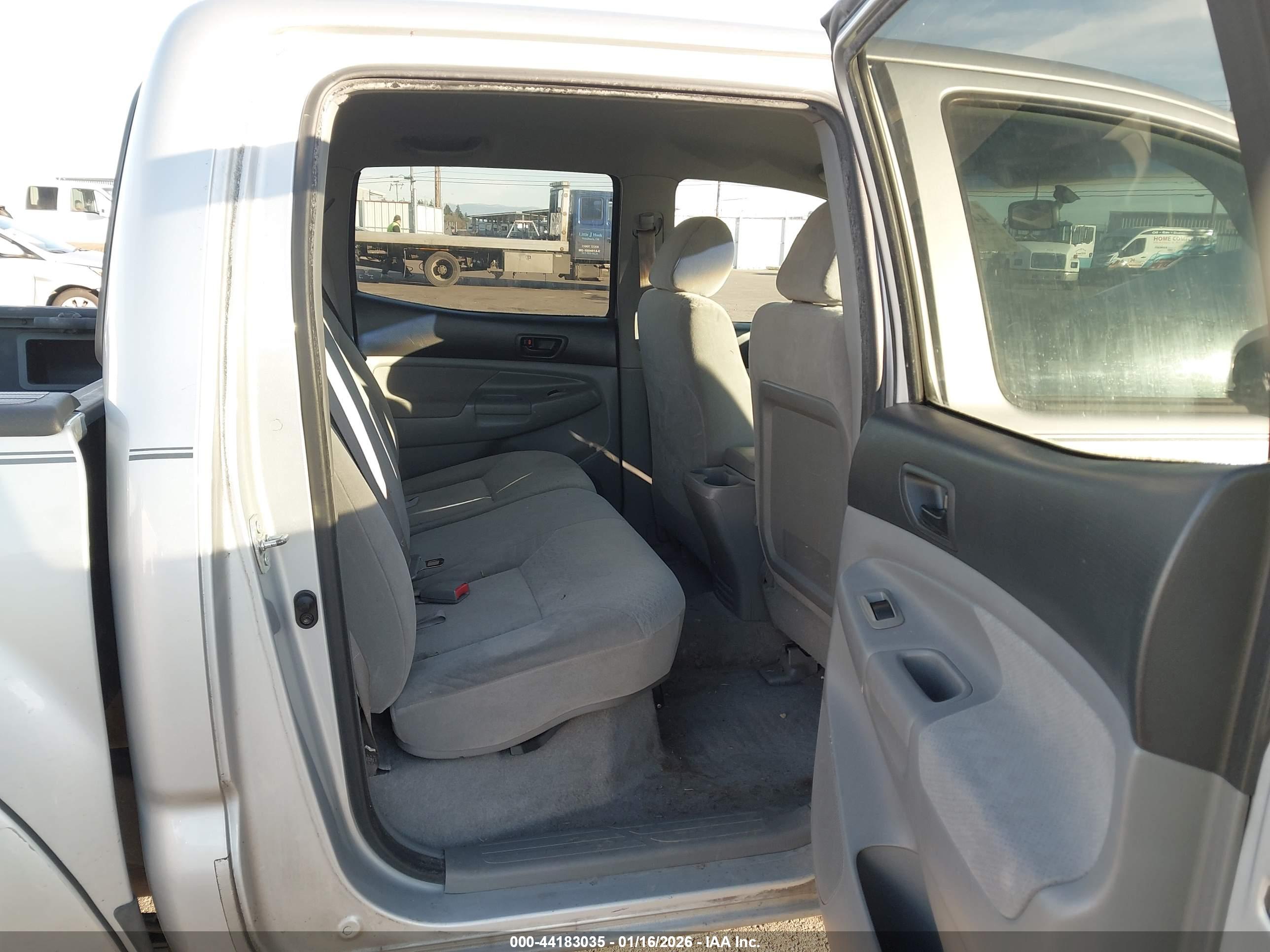 TOYOTA TACOMA image 8
