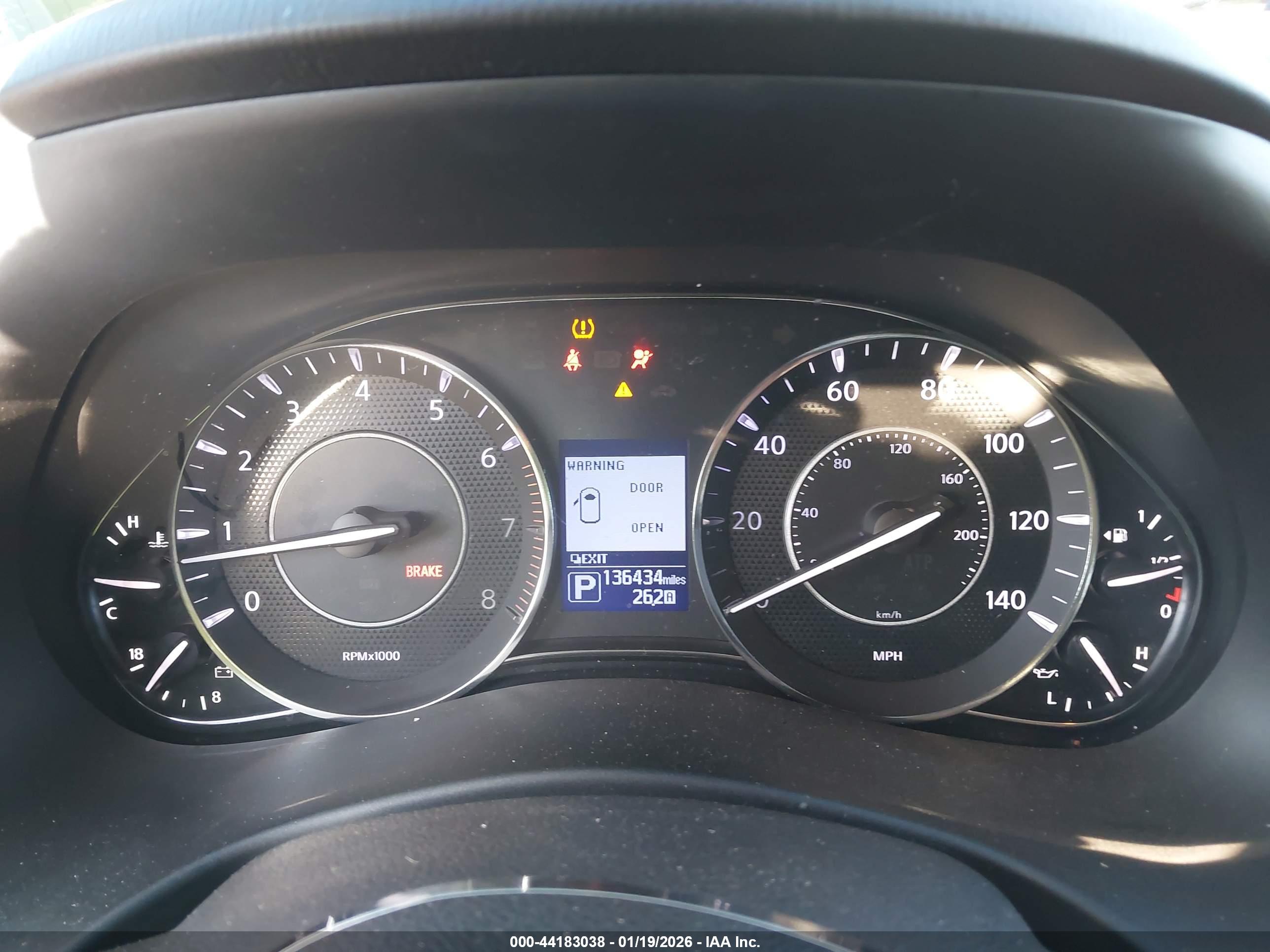 NISSAN ARMADA image 7