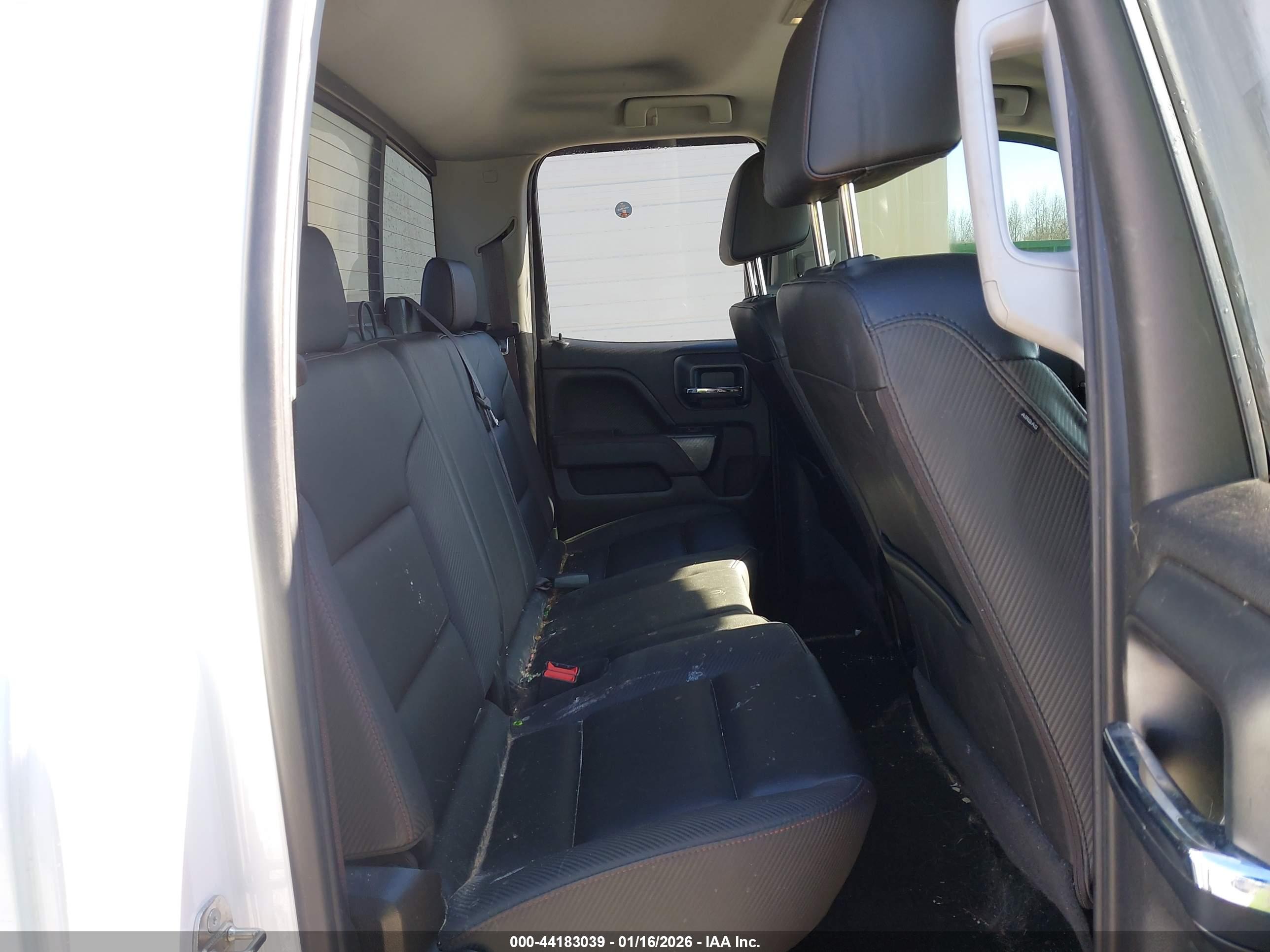 GMC SIERRA image 8