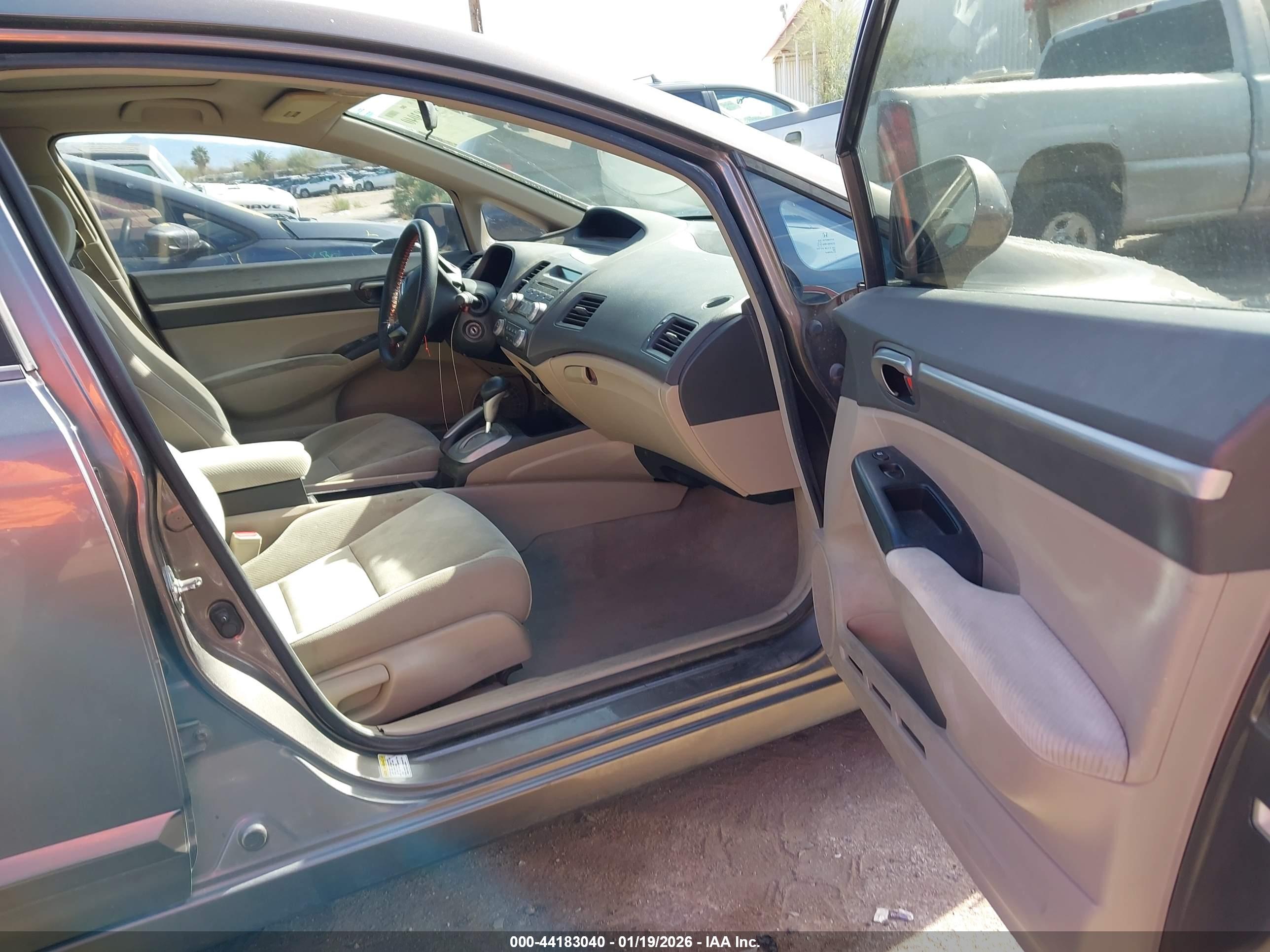HONDA CIVIC image 5