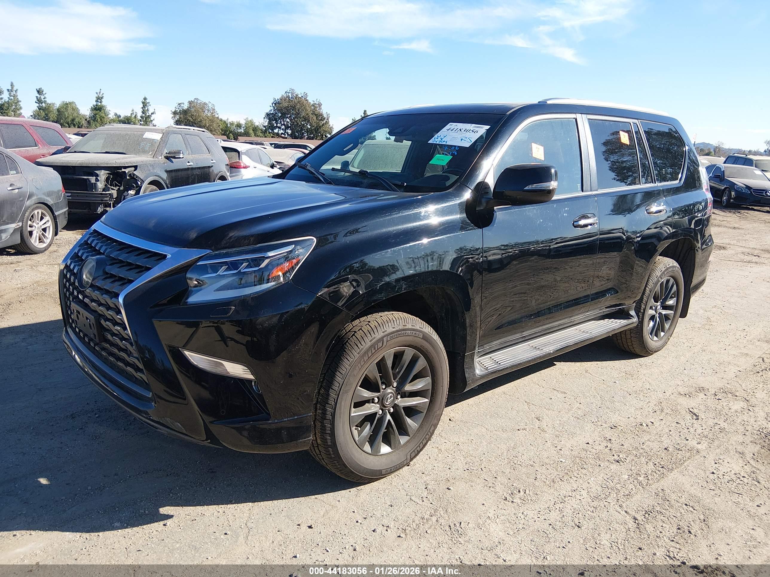 LEXUS GX image 2