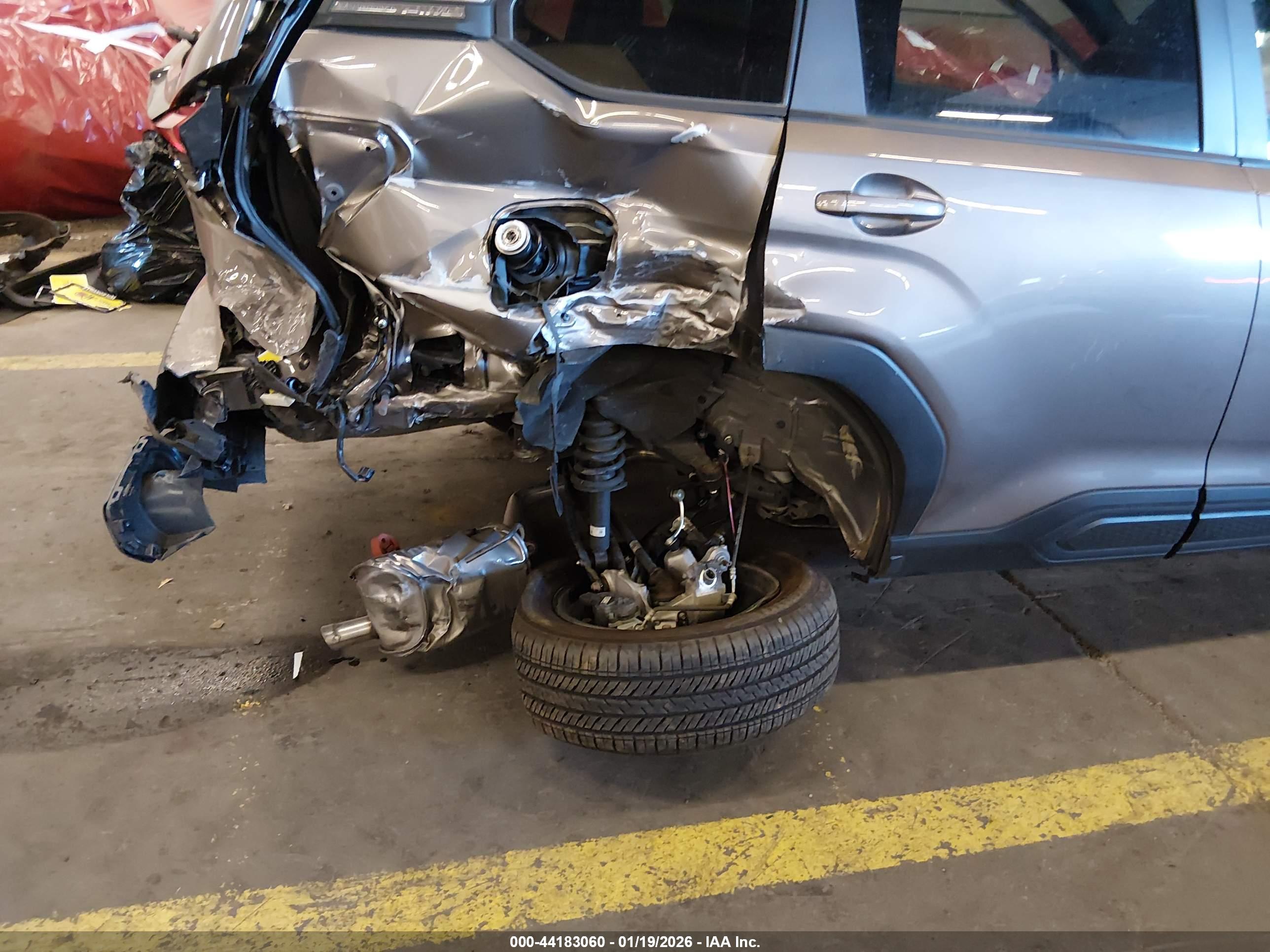 SUBARU FORESTER image 6