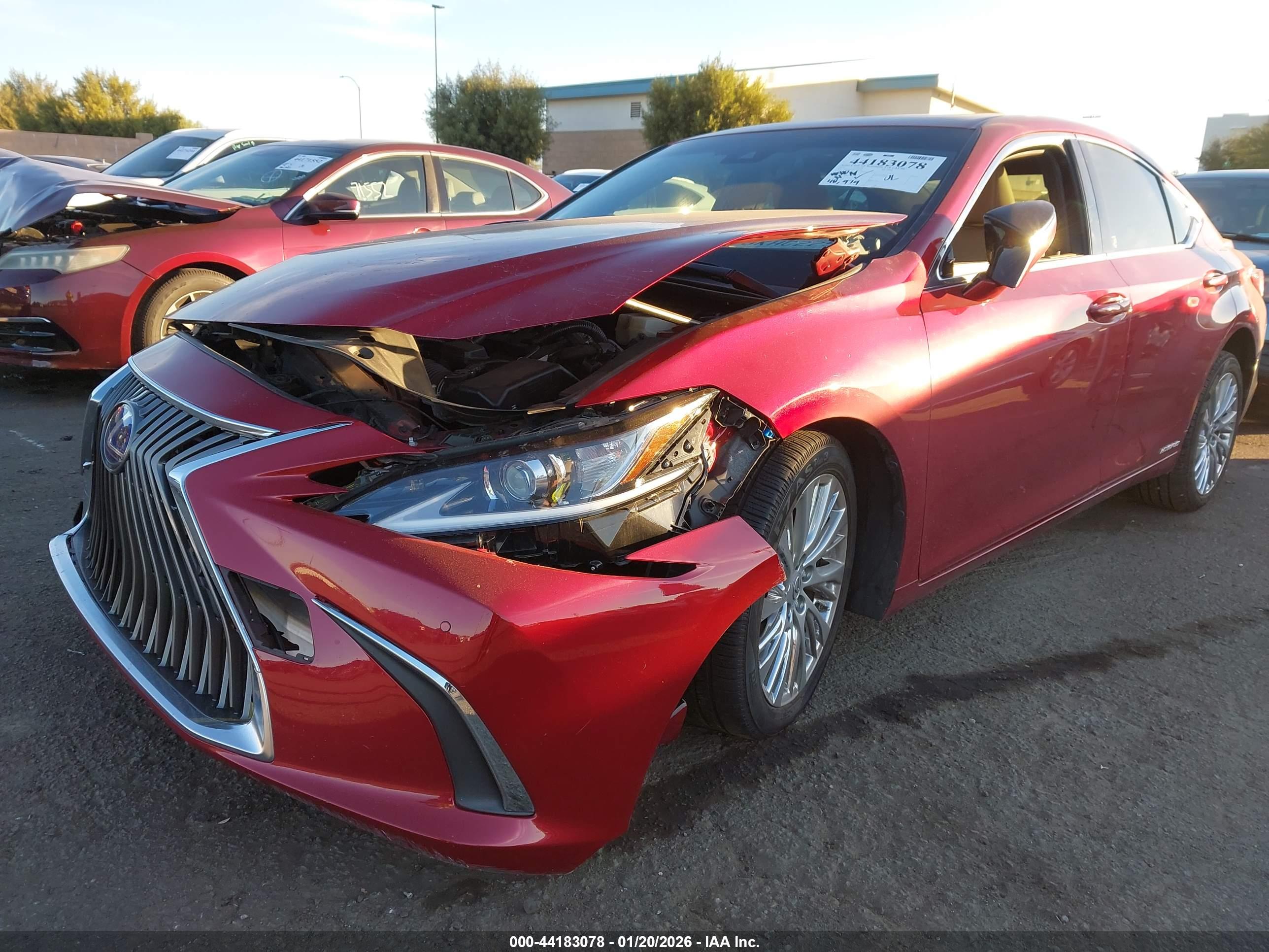 LEXUS ES image 2