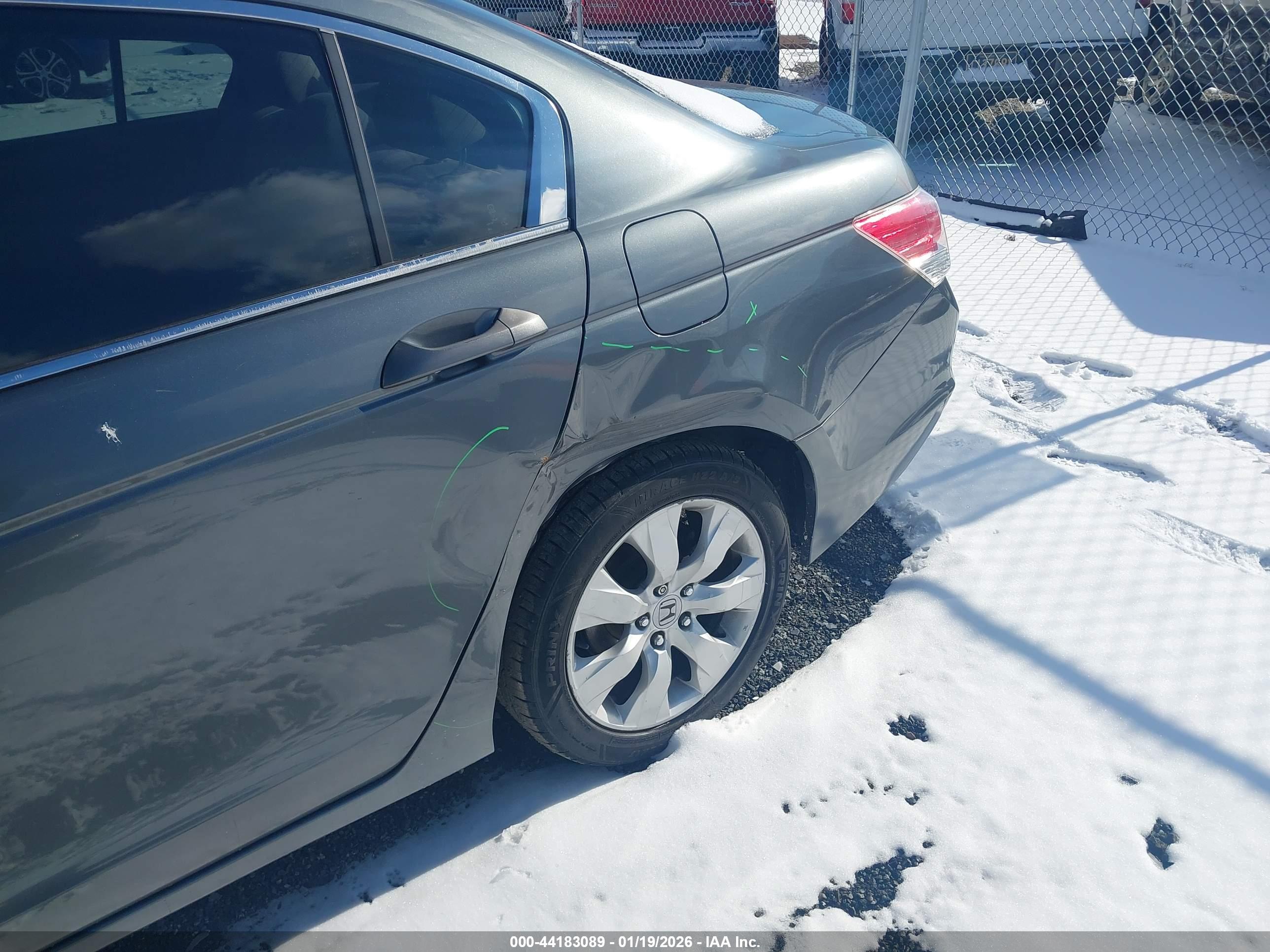 HONDA ACCORD image 6