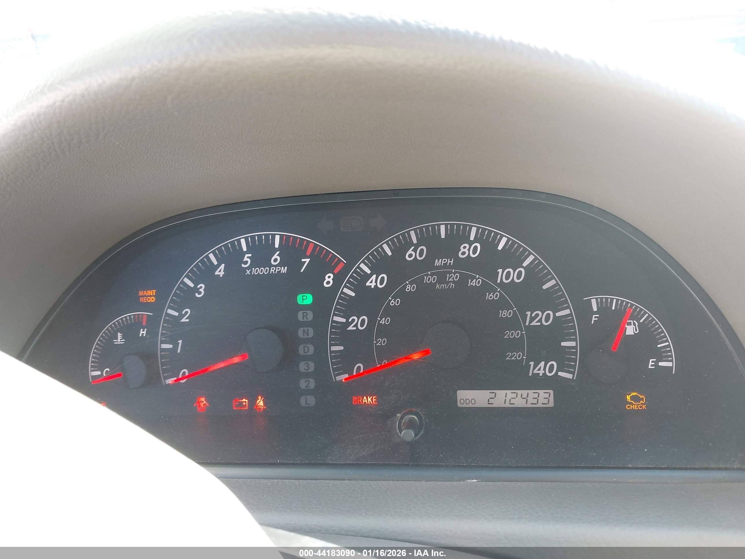 TOYOTA CAMRY image 7