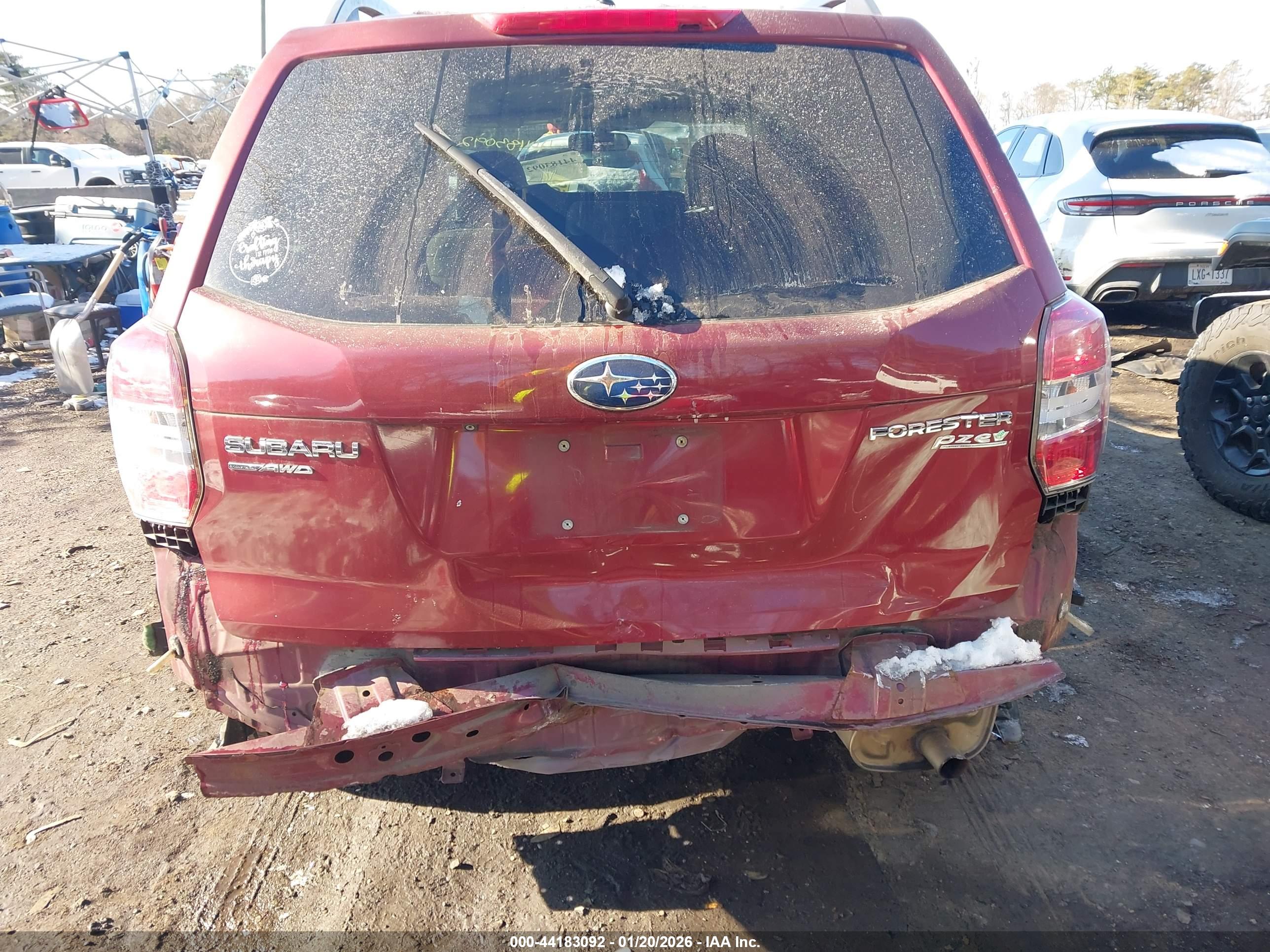 SUBARU FORESTER image 6