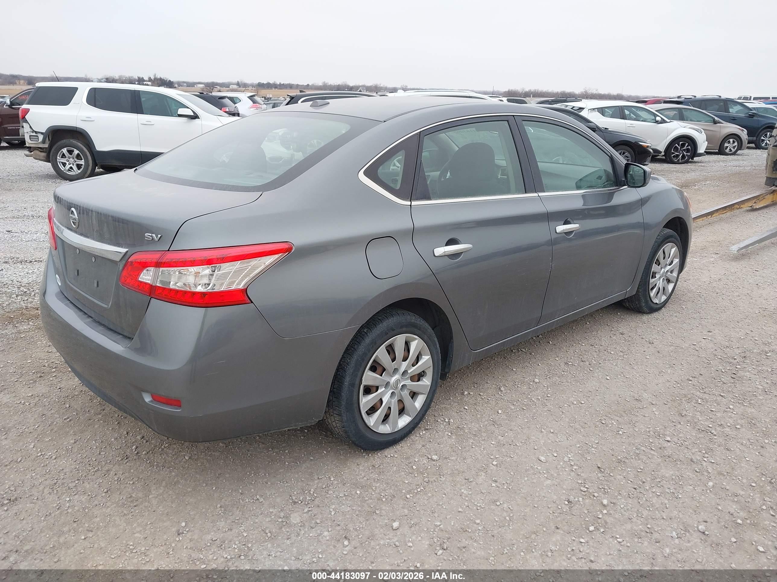 NISSAN SENTRA image 4