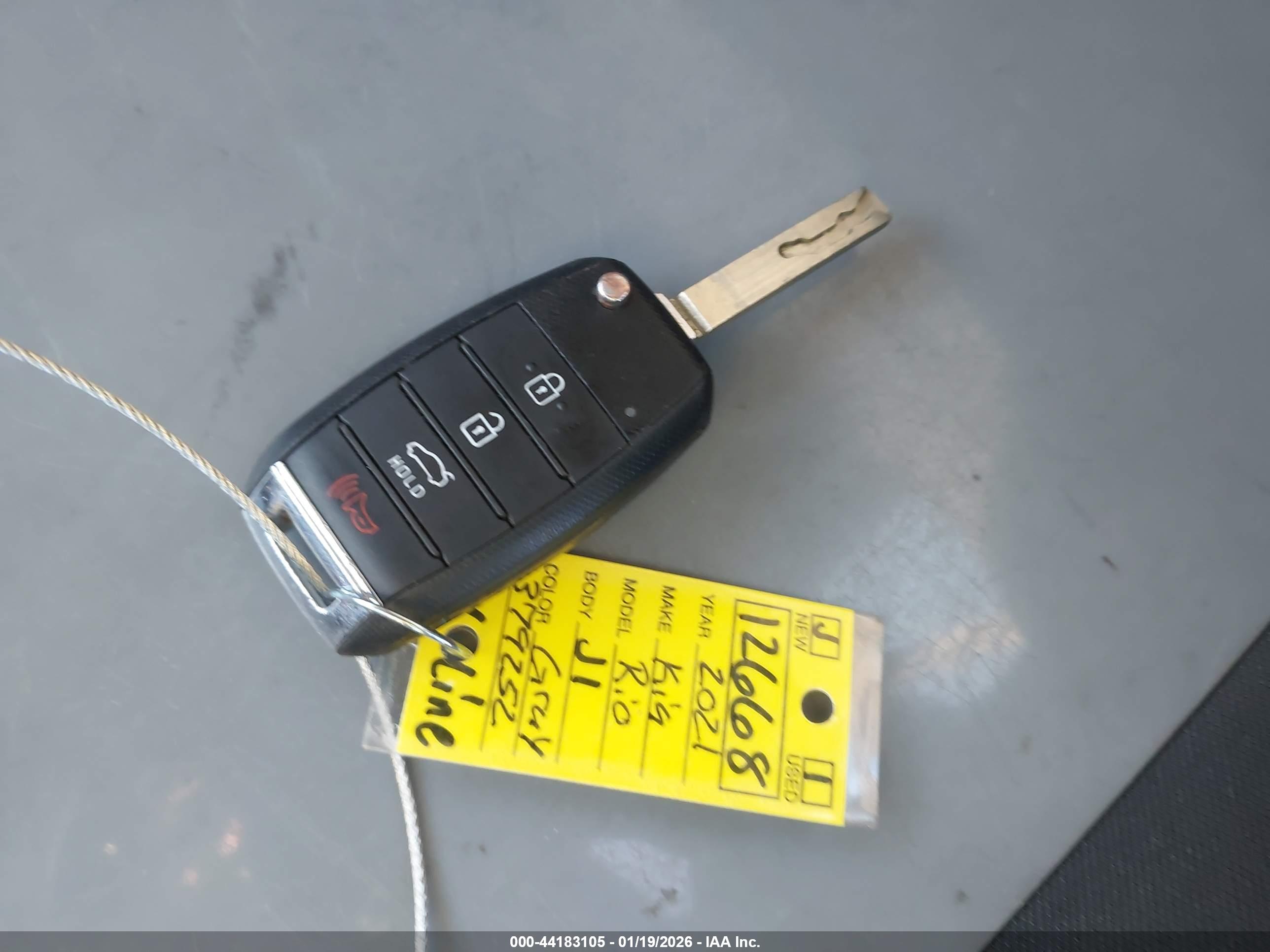 KIA RIO image 11