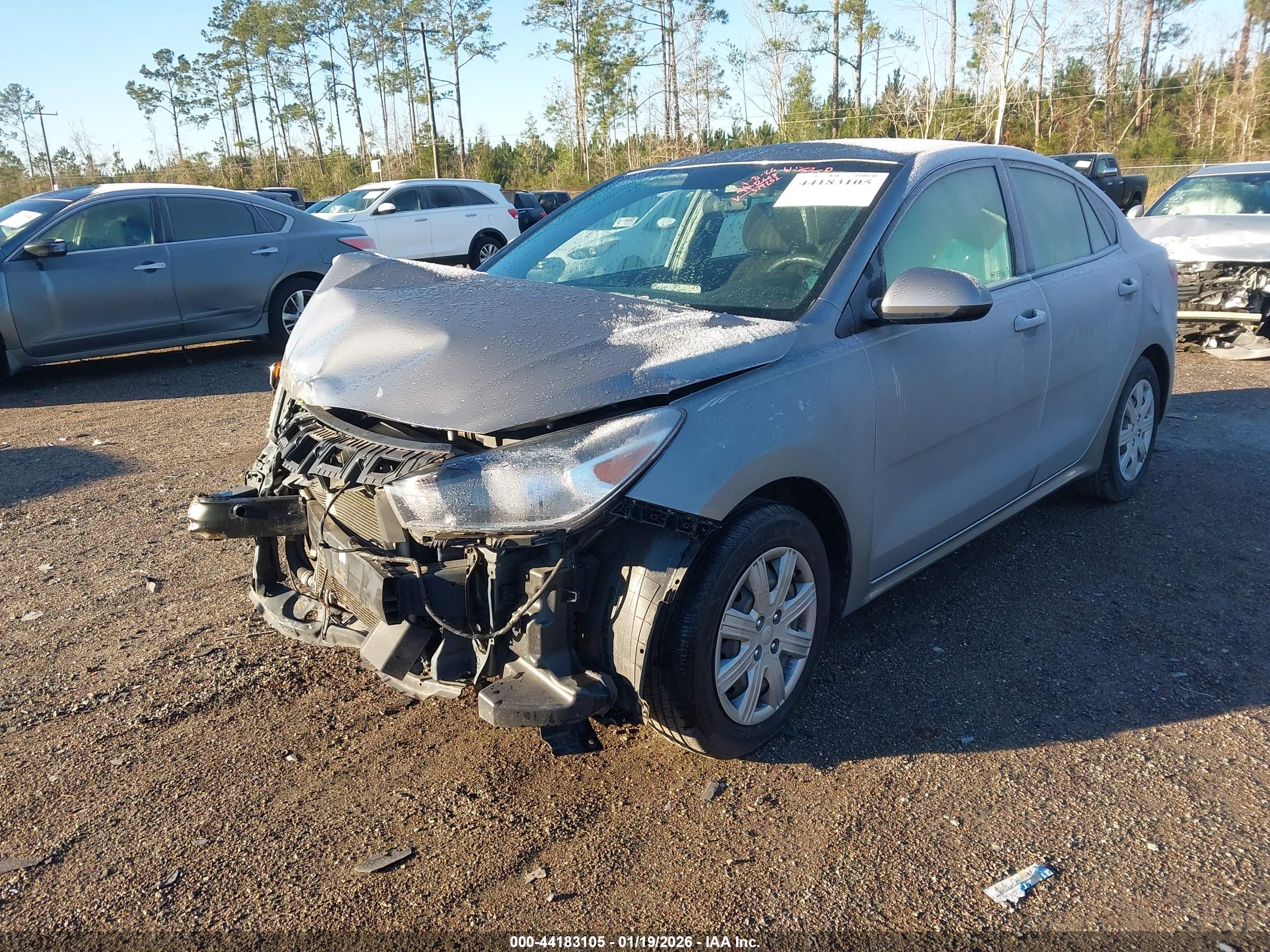 KIA RIO image 2