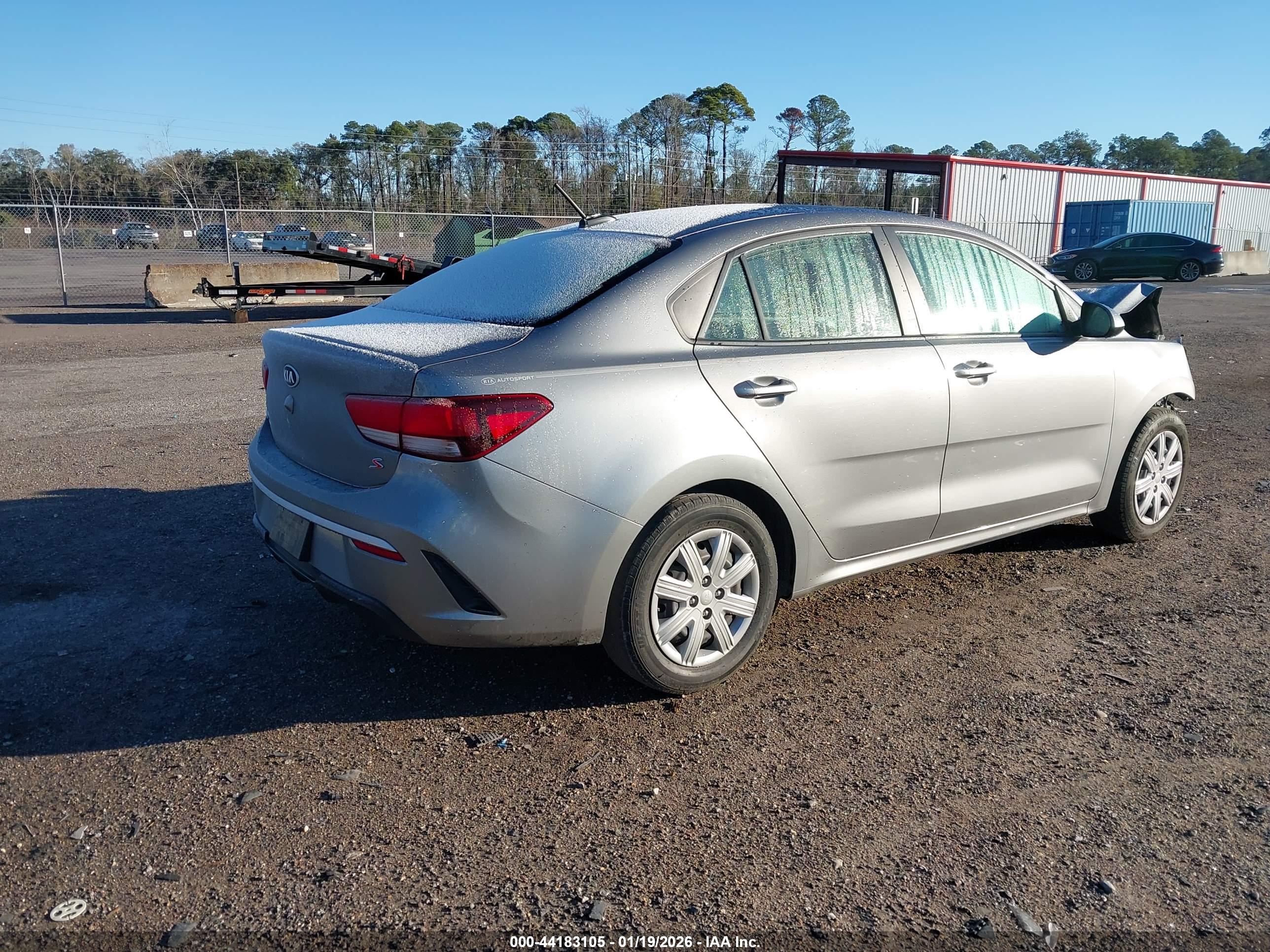 KIA RIO image 4