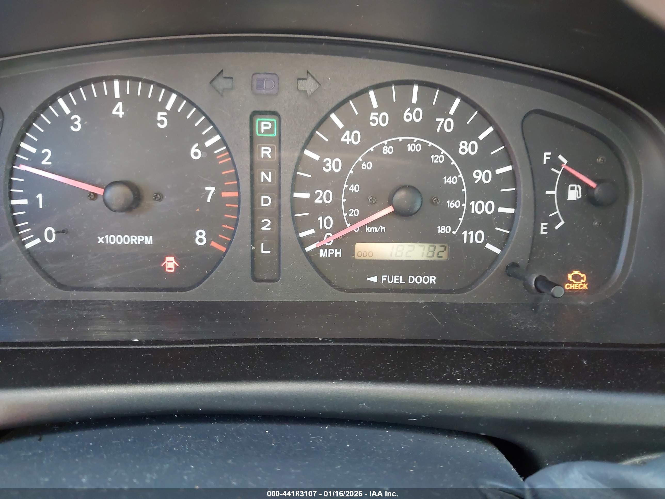 TOYOTA SIENNA image 7