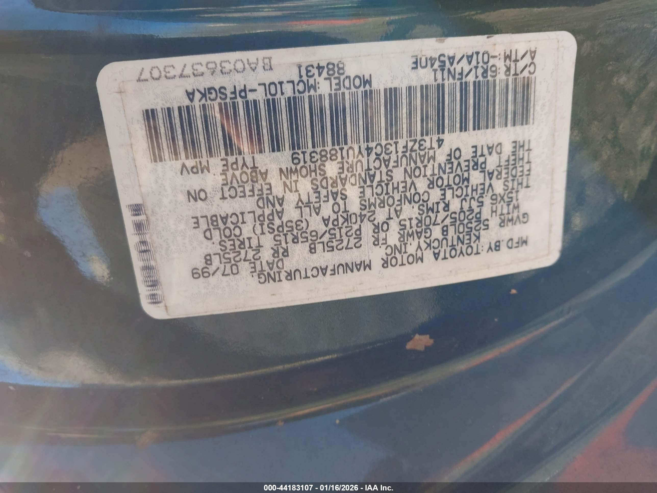 TOYOTA SIENNA image 9