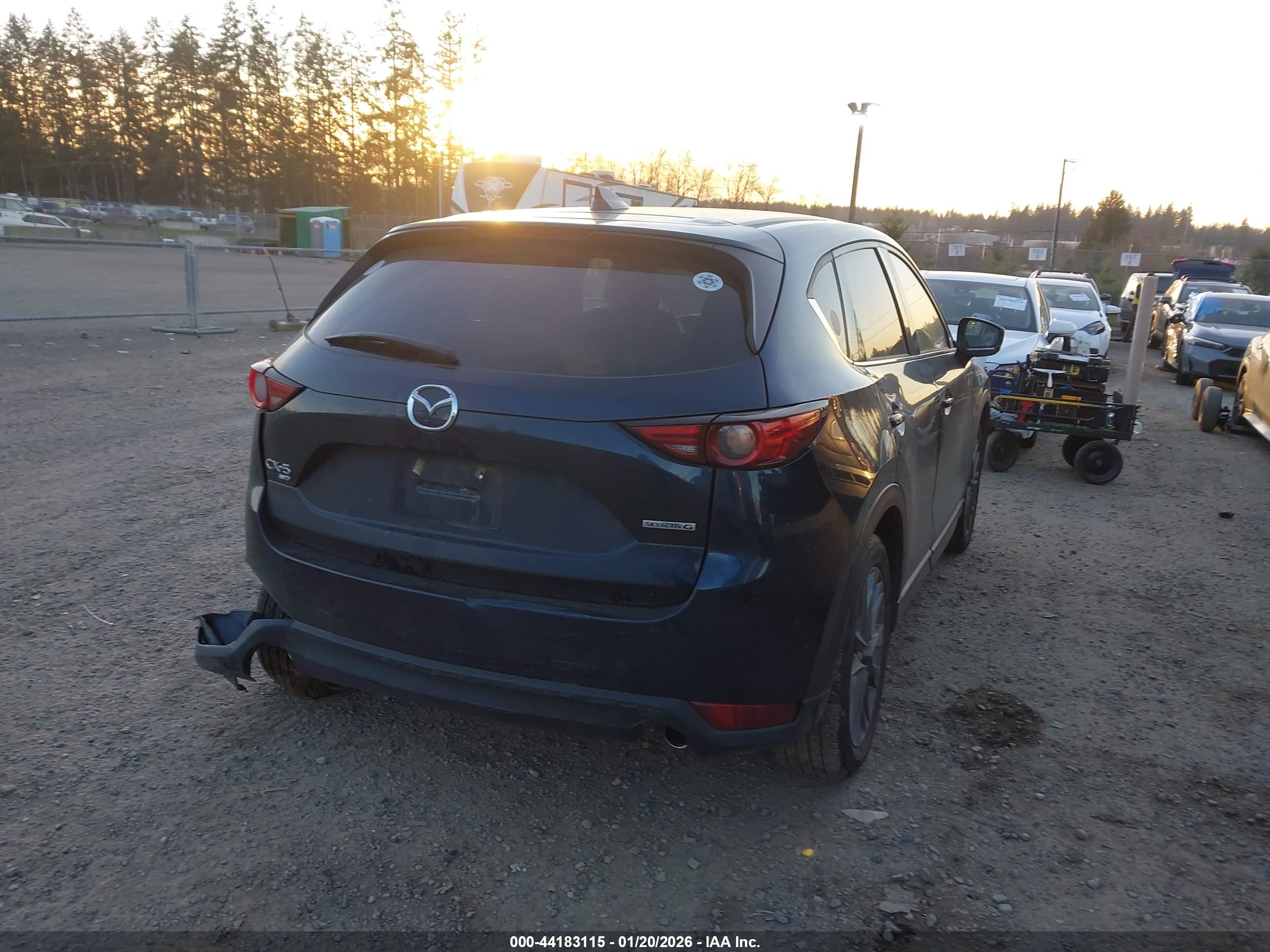 MAZDA CX-5 image 4