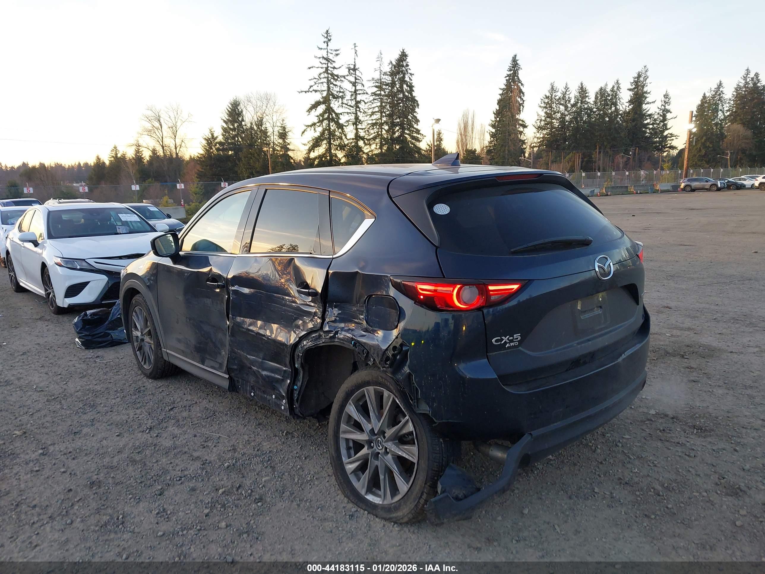 MAZDA CX-5 image 6