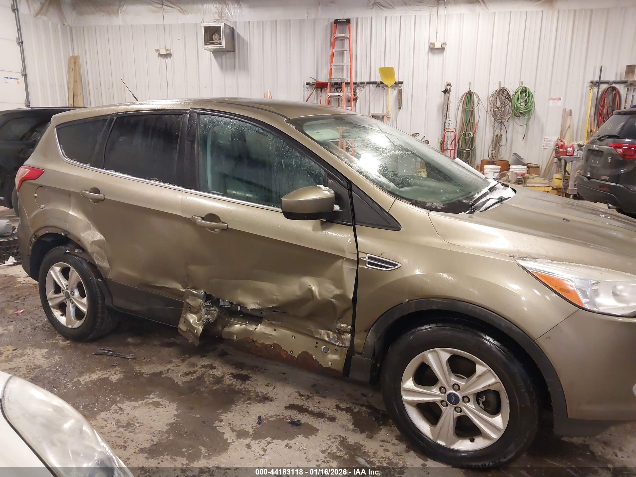 FORD ESCAPE image 6