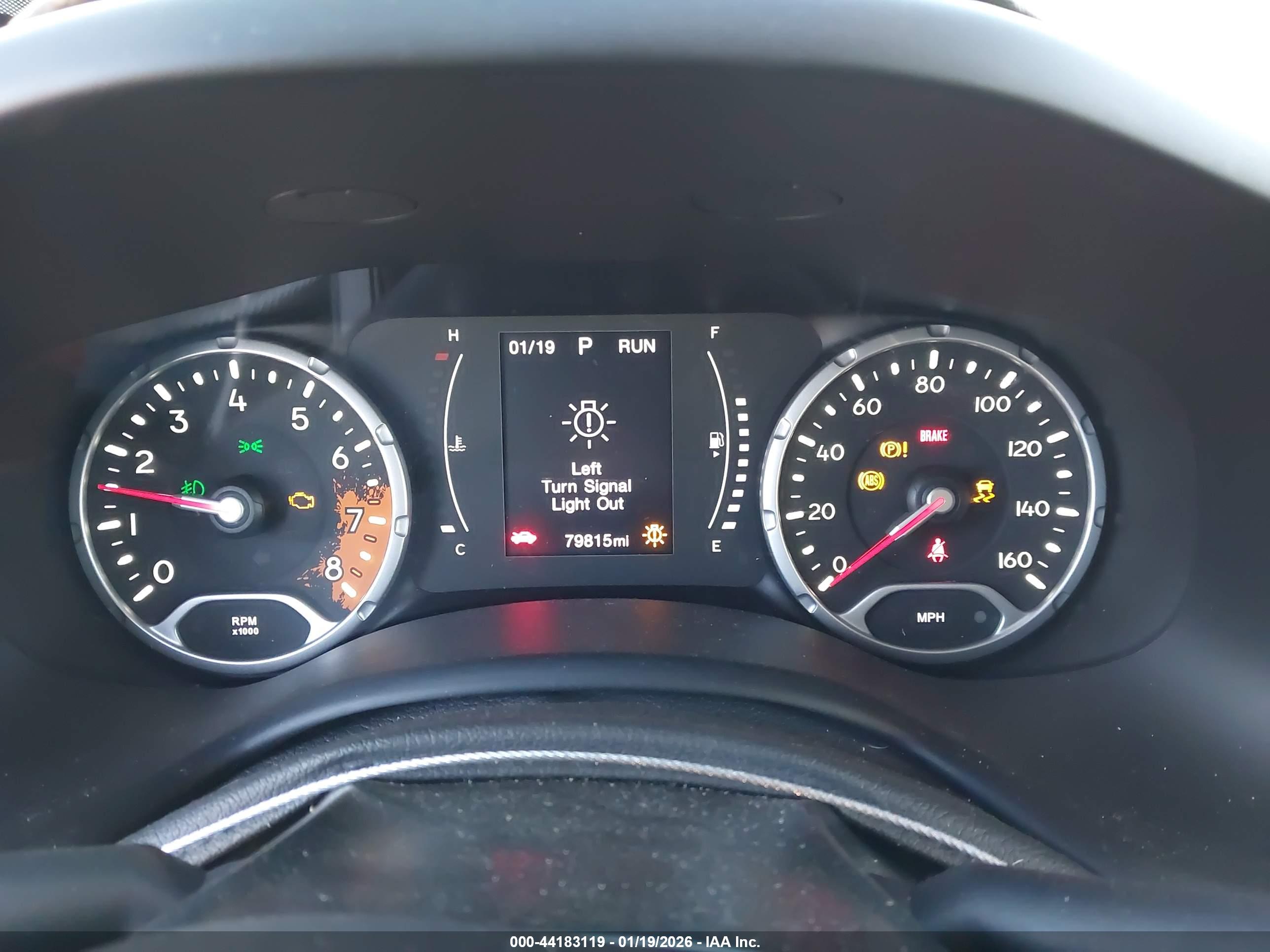 JEEP RENEGADE image 7