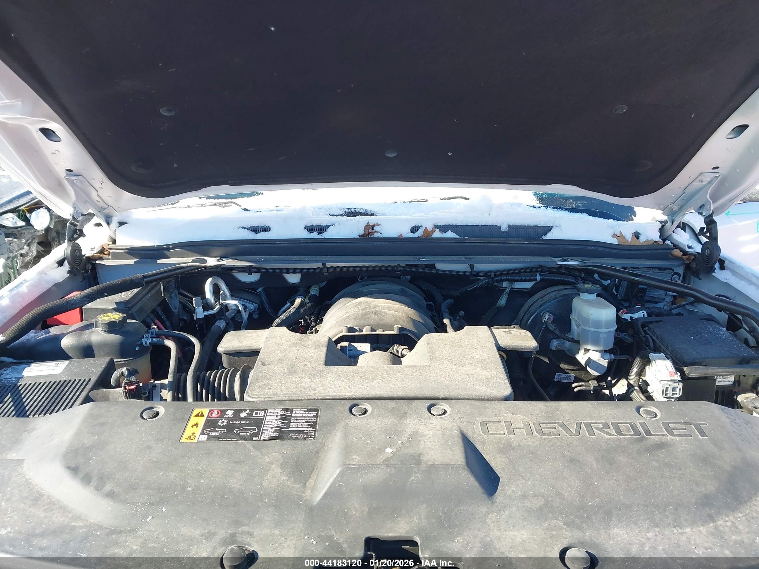 CHEVROLET SUBURBAN image 10