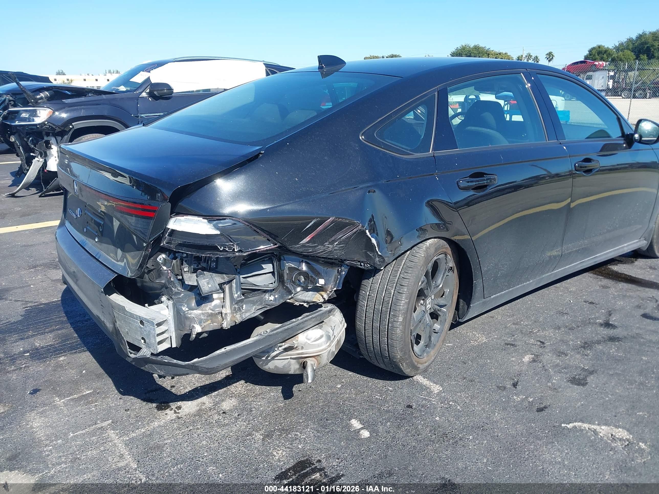HONDA ACCORD image 6