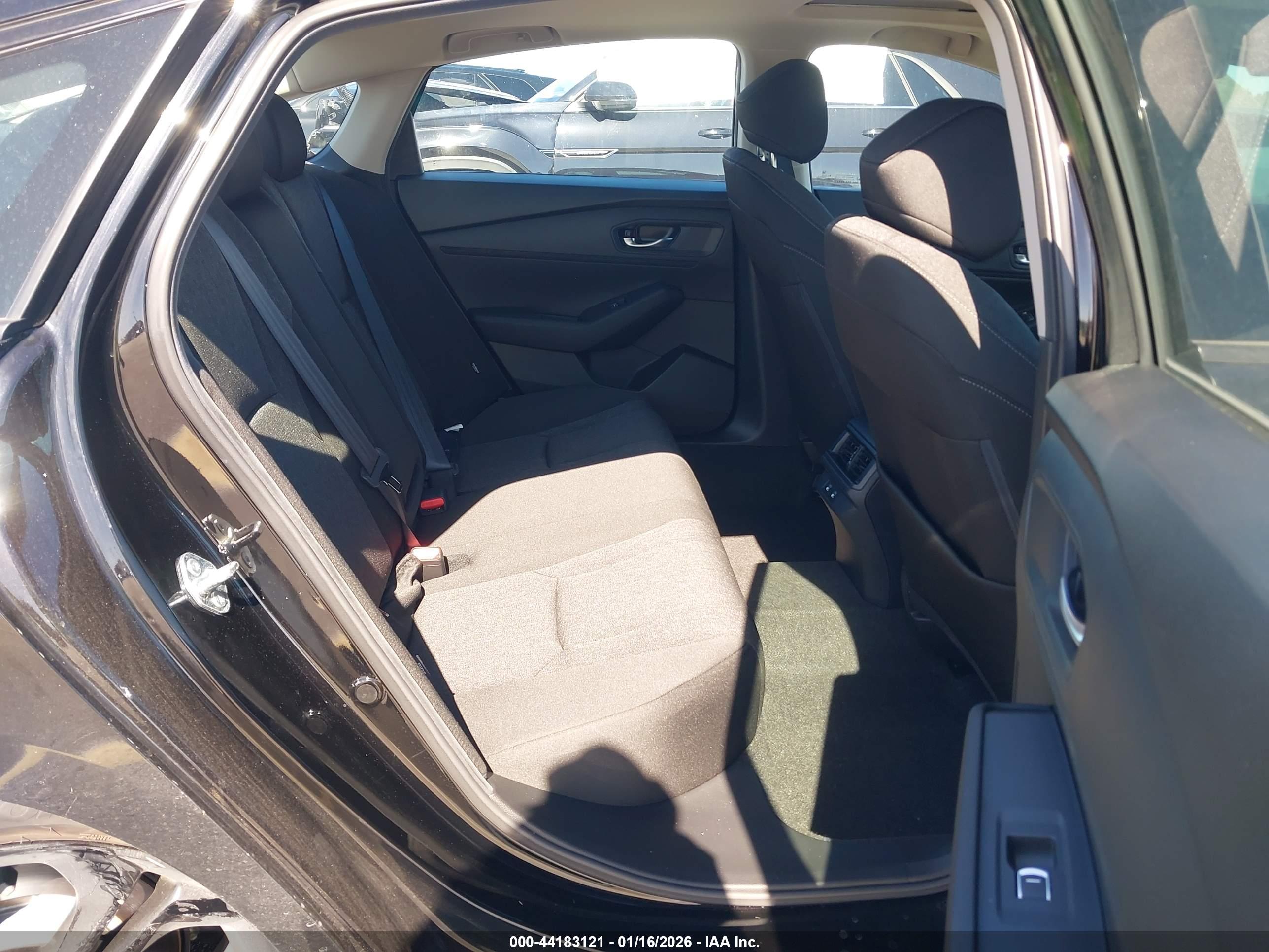 HONDA ACCORD image 8