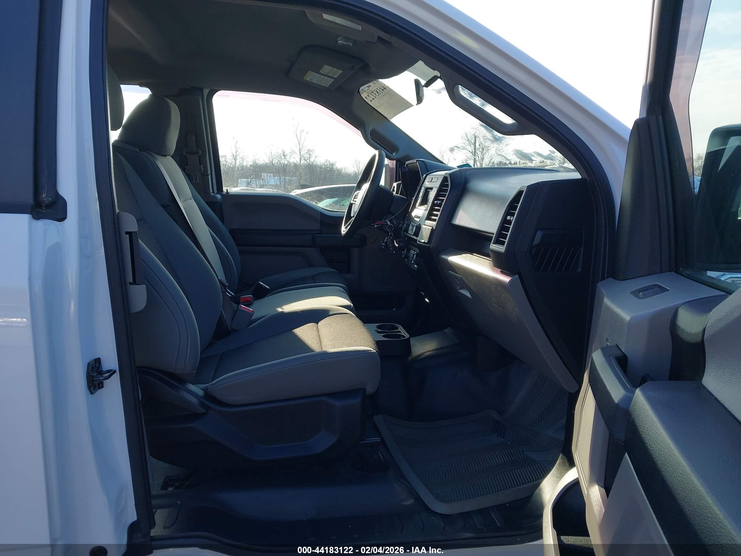 FORD F-150 image 5